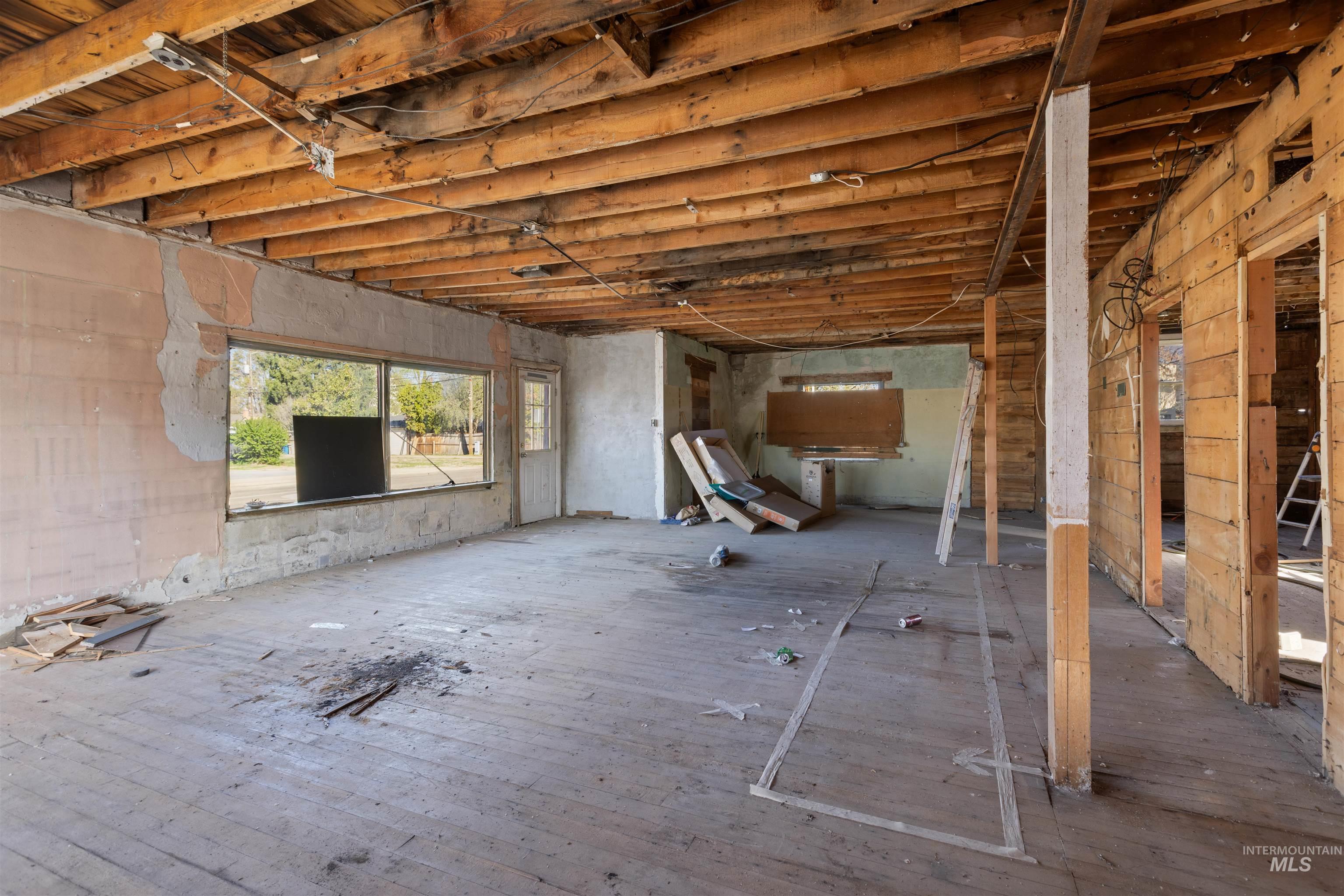 802 N Garden Property Photo 24