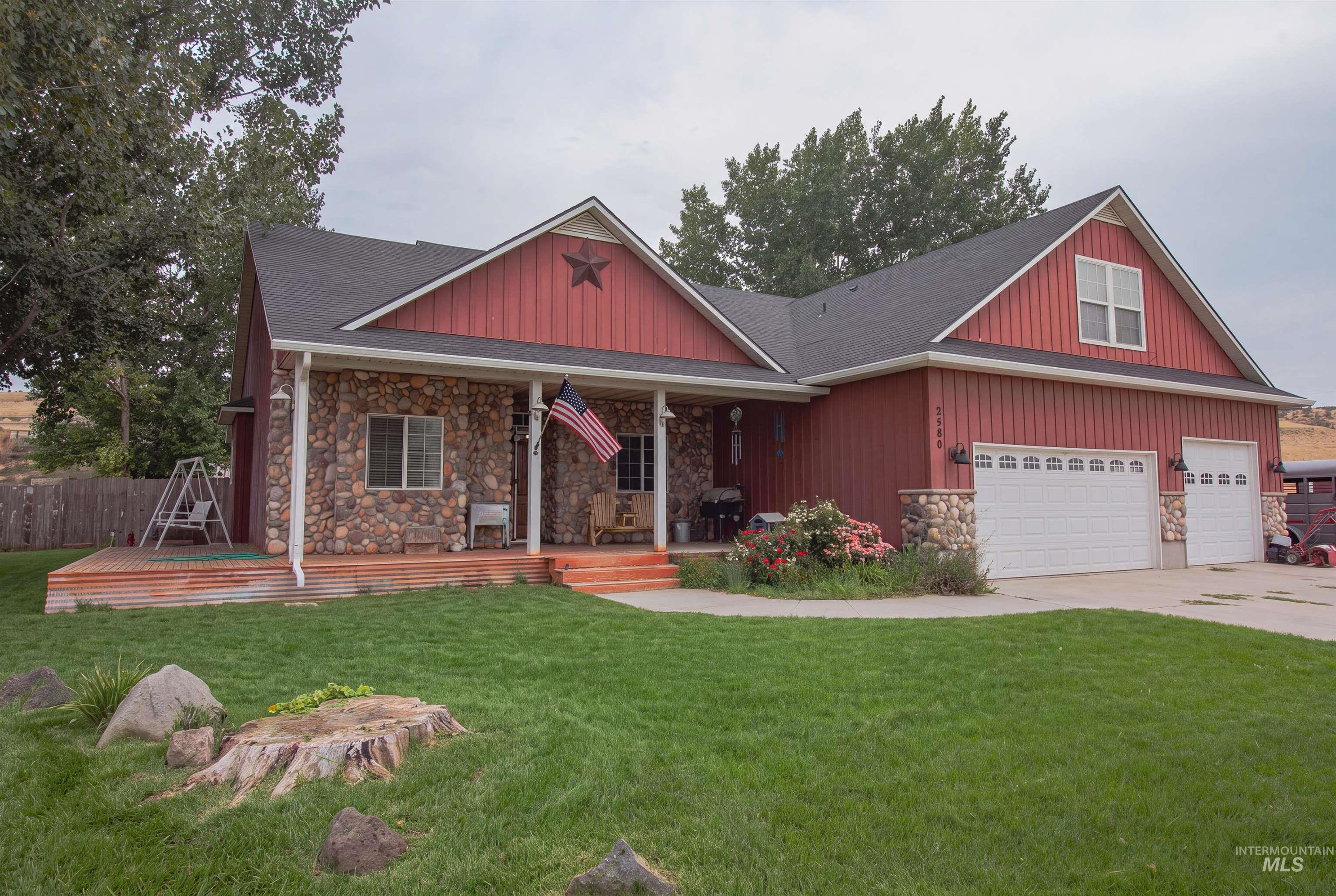 2580 Sand Hollow Rd Property Photo 1