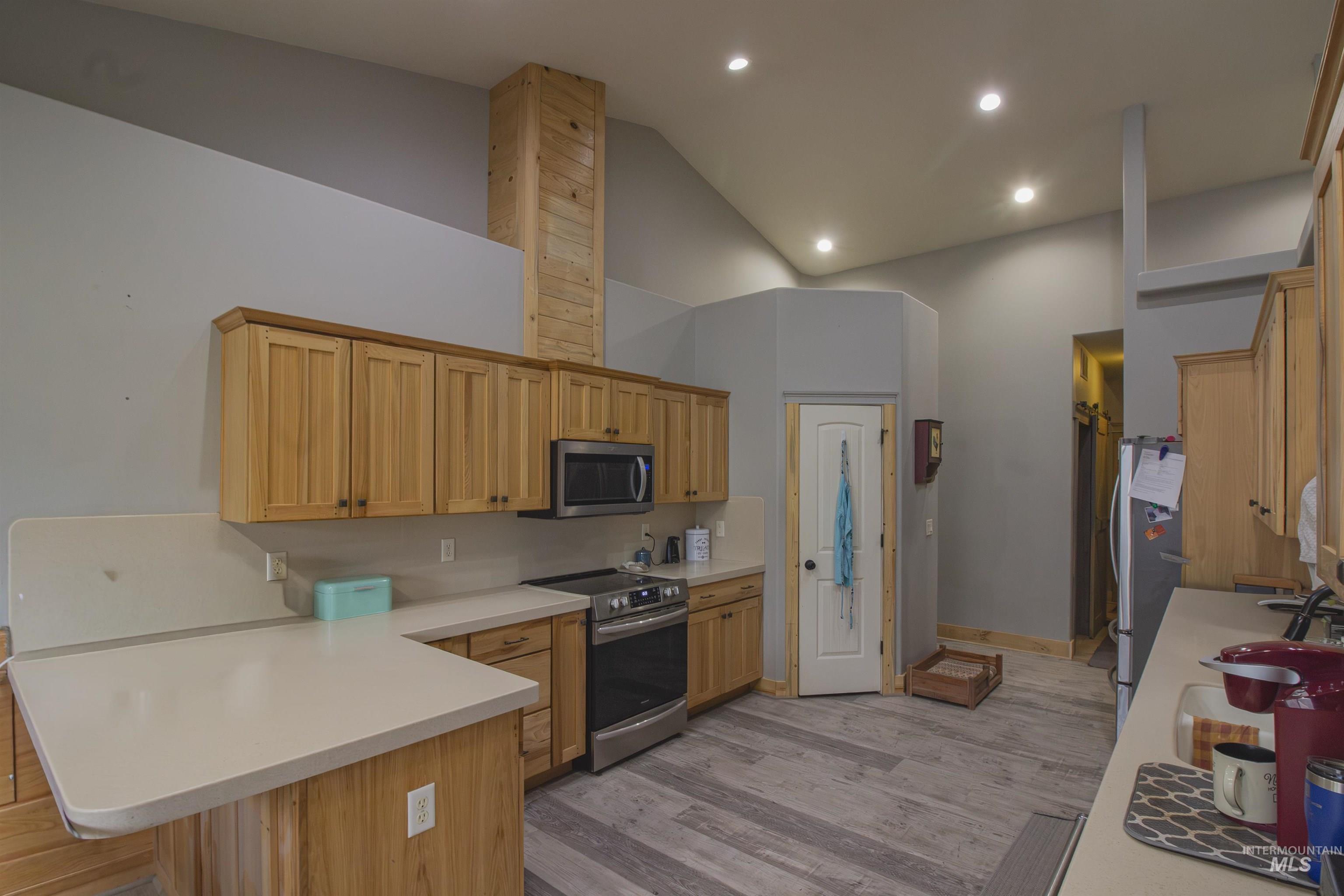 2580 Sand Hollow Rd Property Photo 8