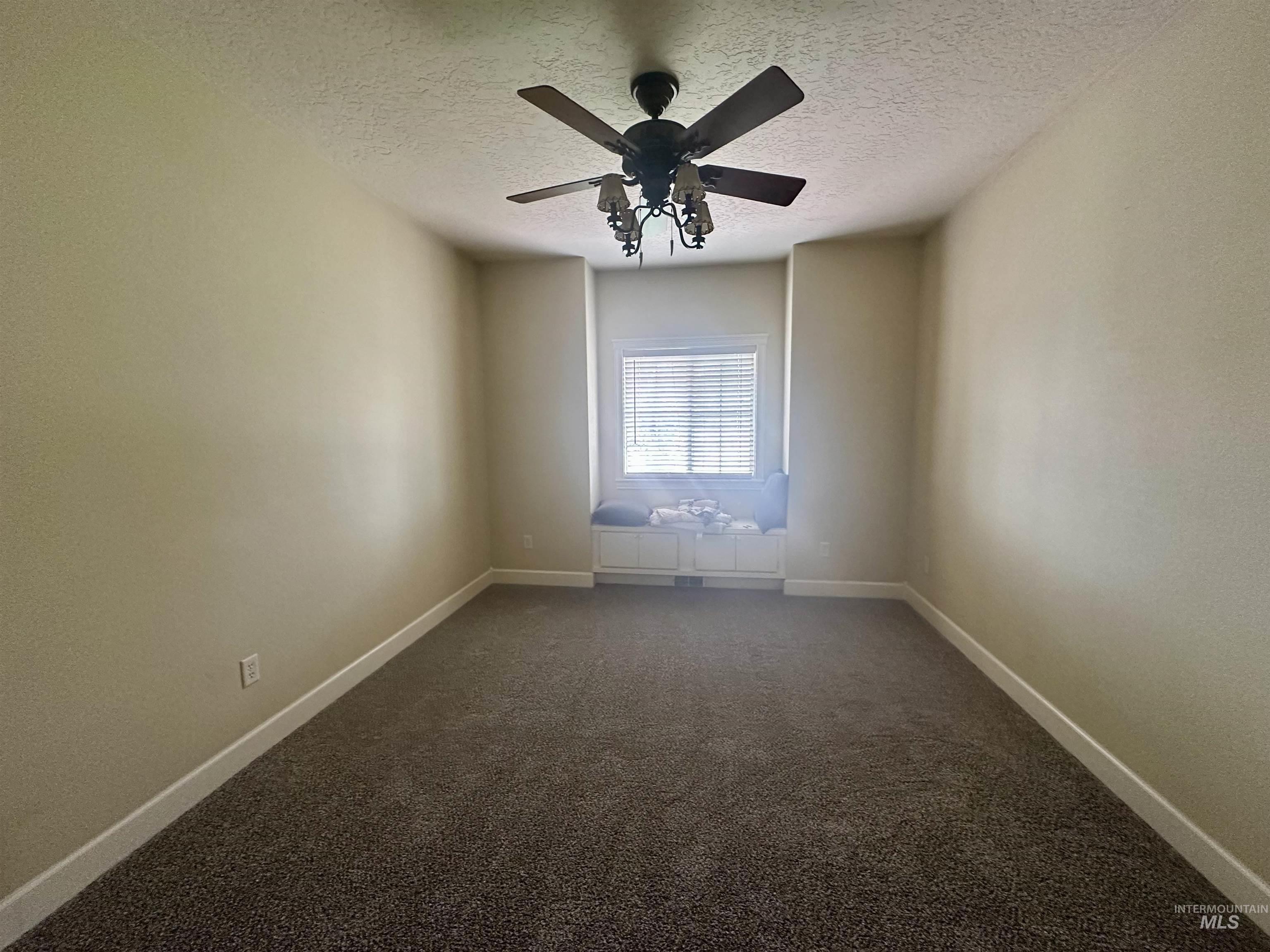 2580 Sand Hollow Rd Property Photo 15