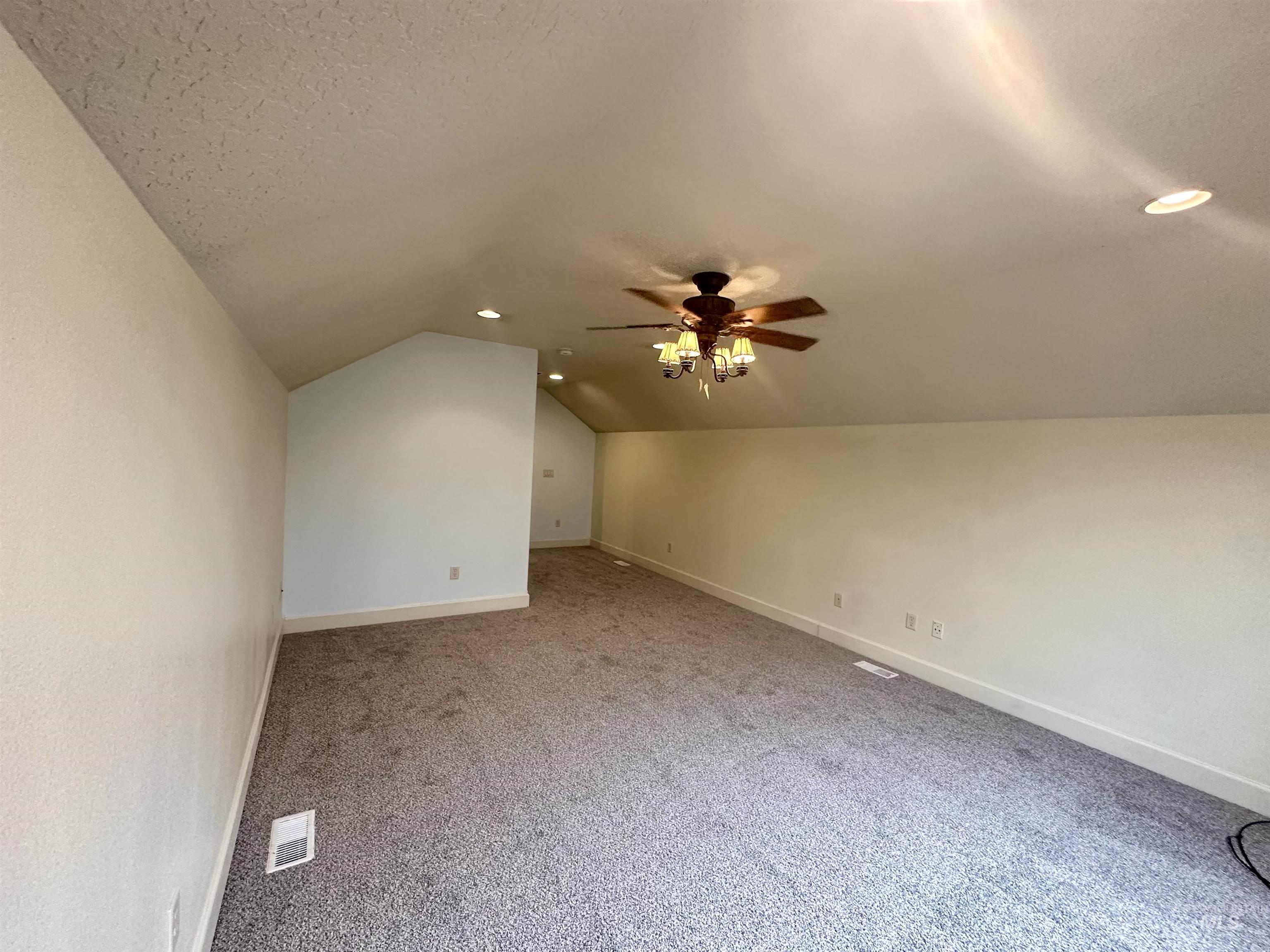 2580 Sand Hollow Rd Property Photo 28