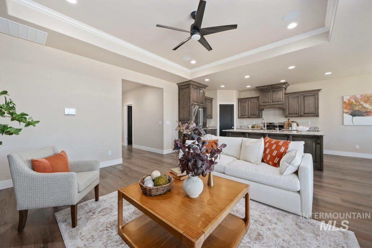 1583 Lagoon Lane Property Photo 8