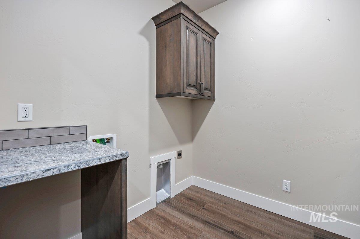 1583 Lagoon Lane Property Photo 32