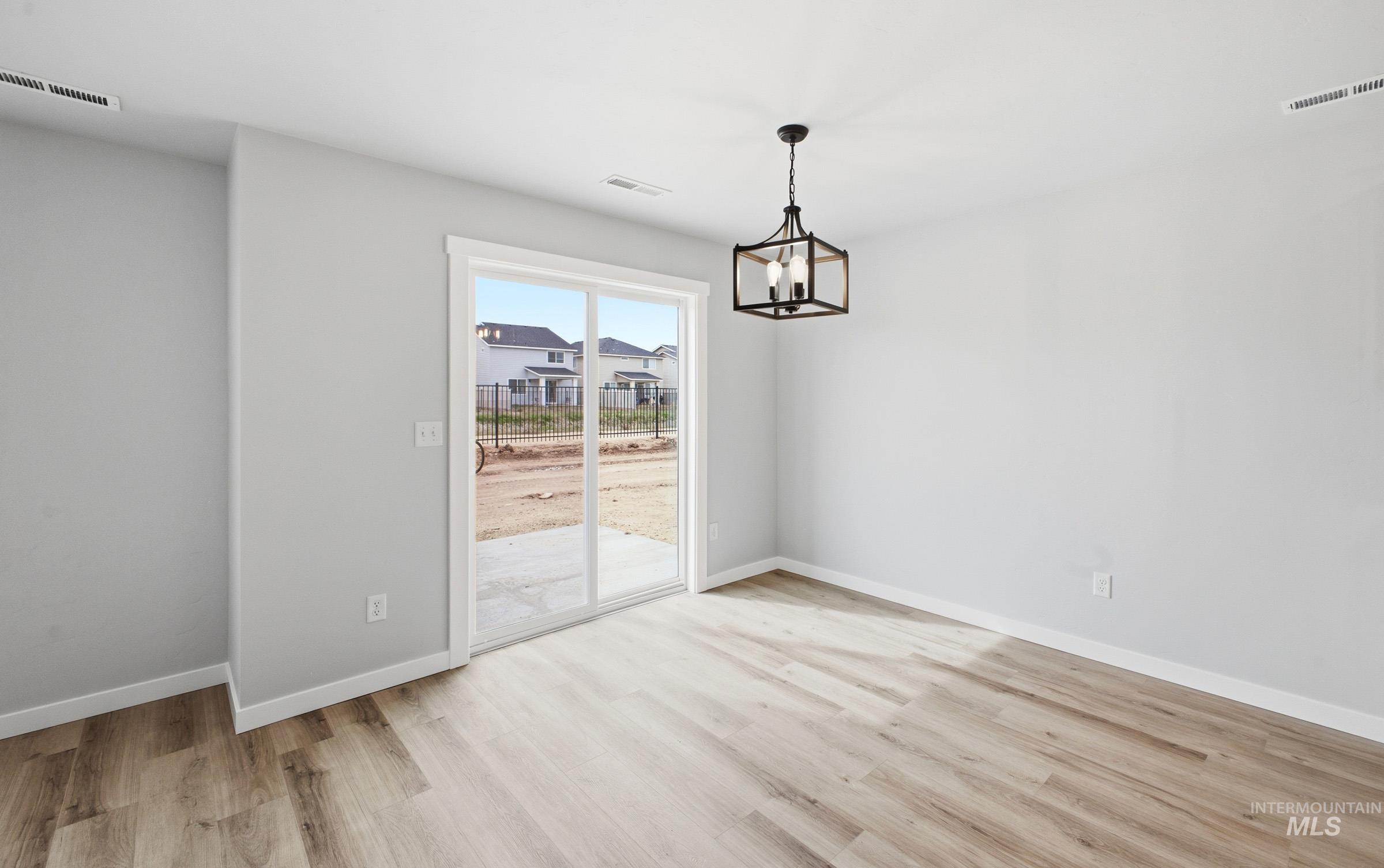 6593 W Redwood Creek Dr Property Photo 9