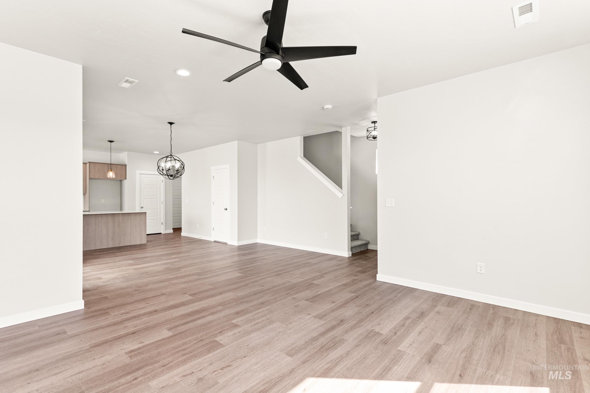 6714 W Redwood Creek Dr Property Photo 8