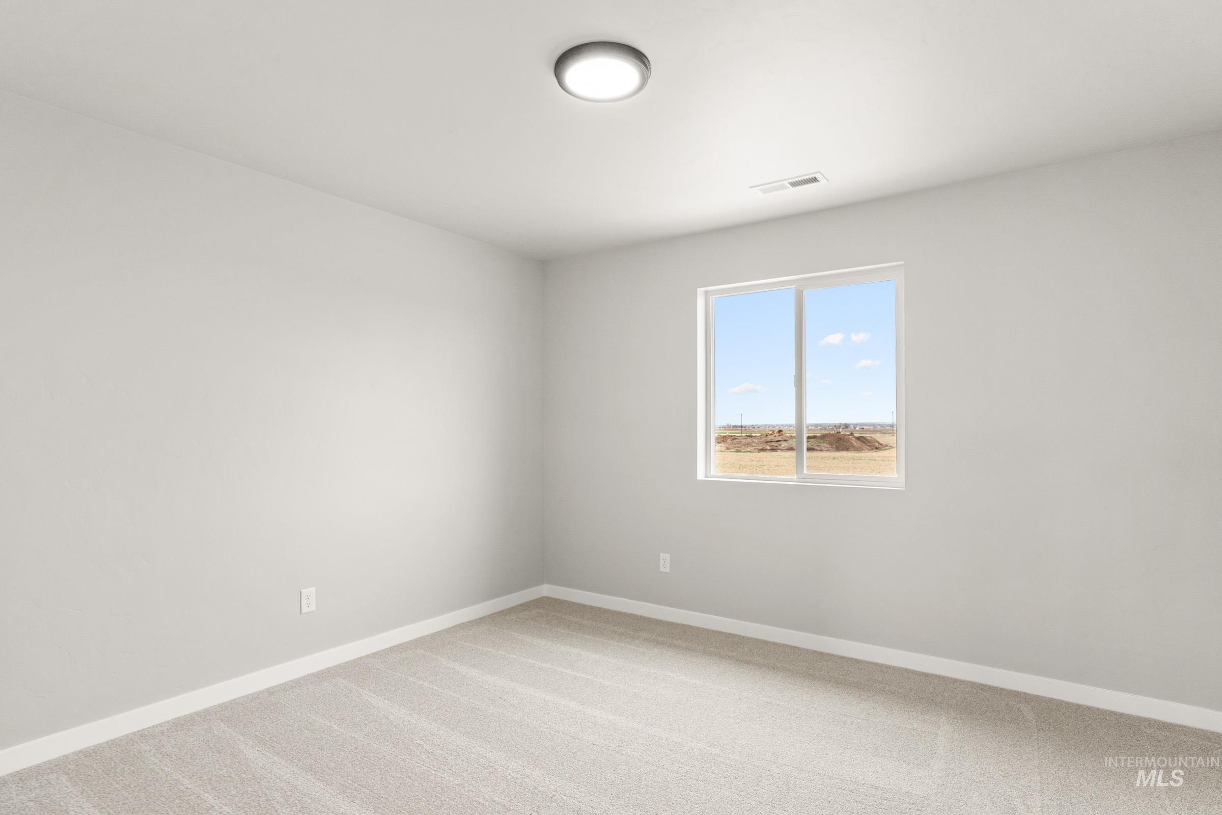 5242 E Phelps Lake Dr Property Photo 18