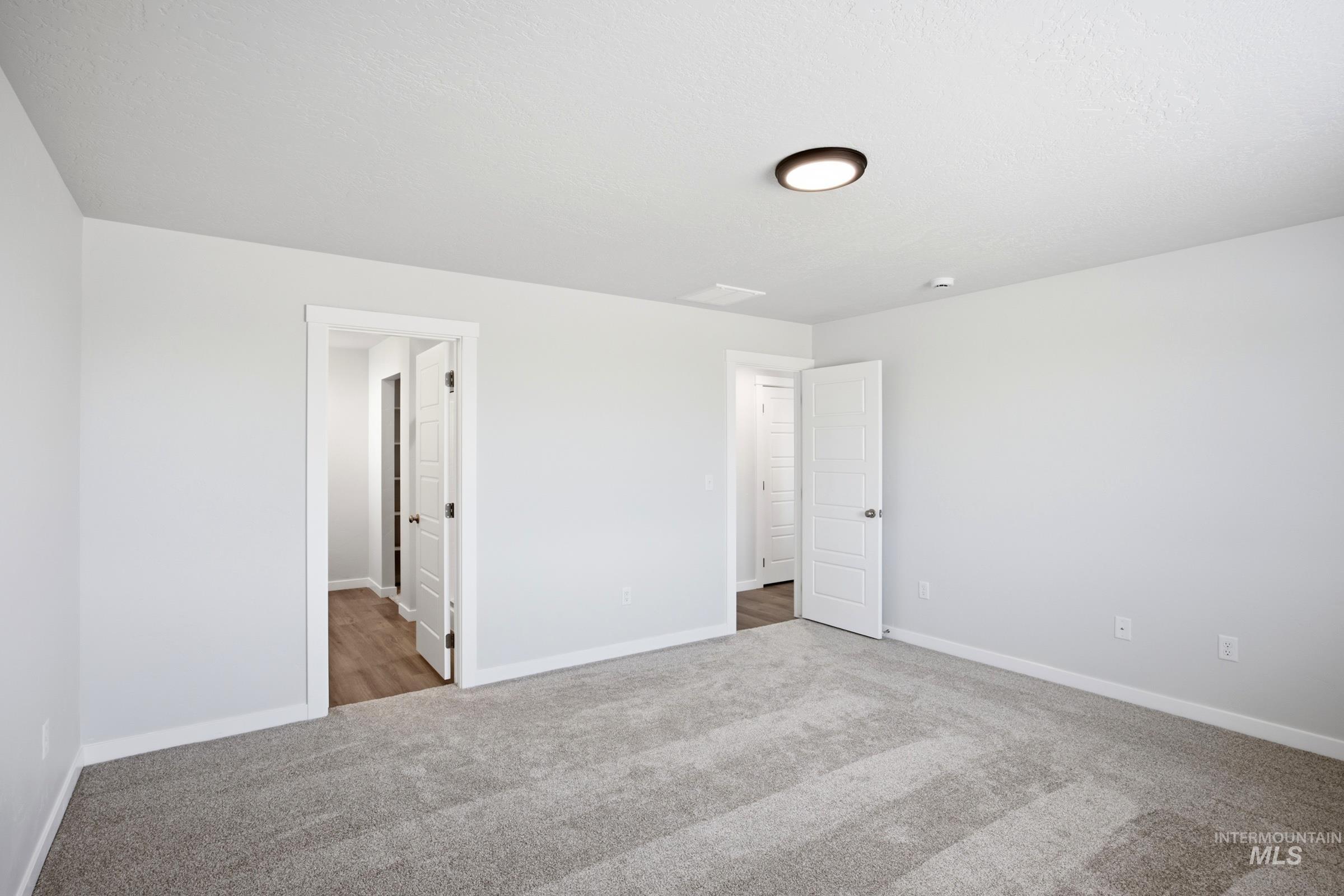 5270 E Phelps Lake Dr Property Photo 10