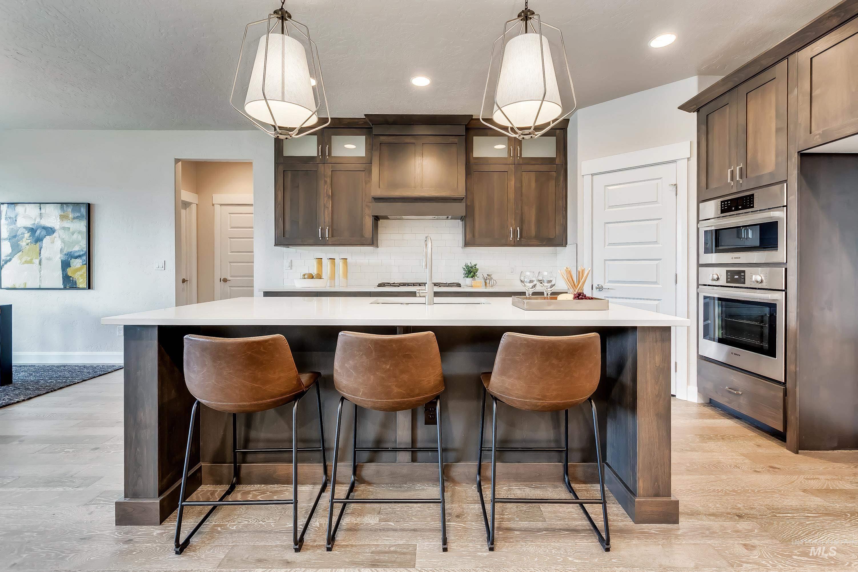 98979286 Property Photo 7