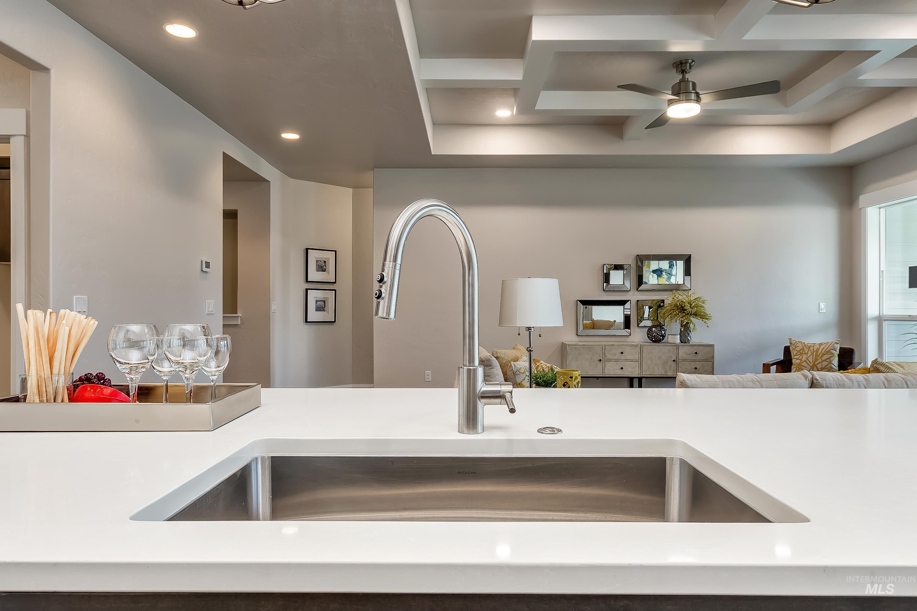 98979286 Property Photo 11