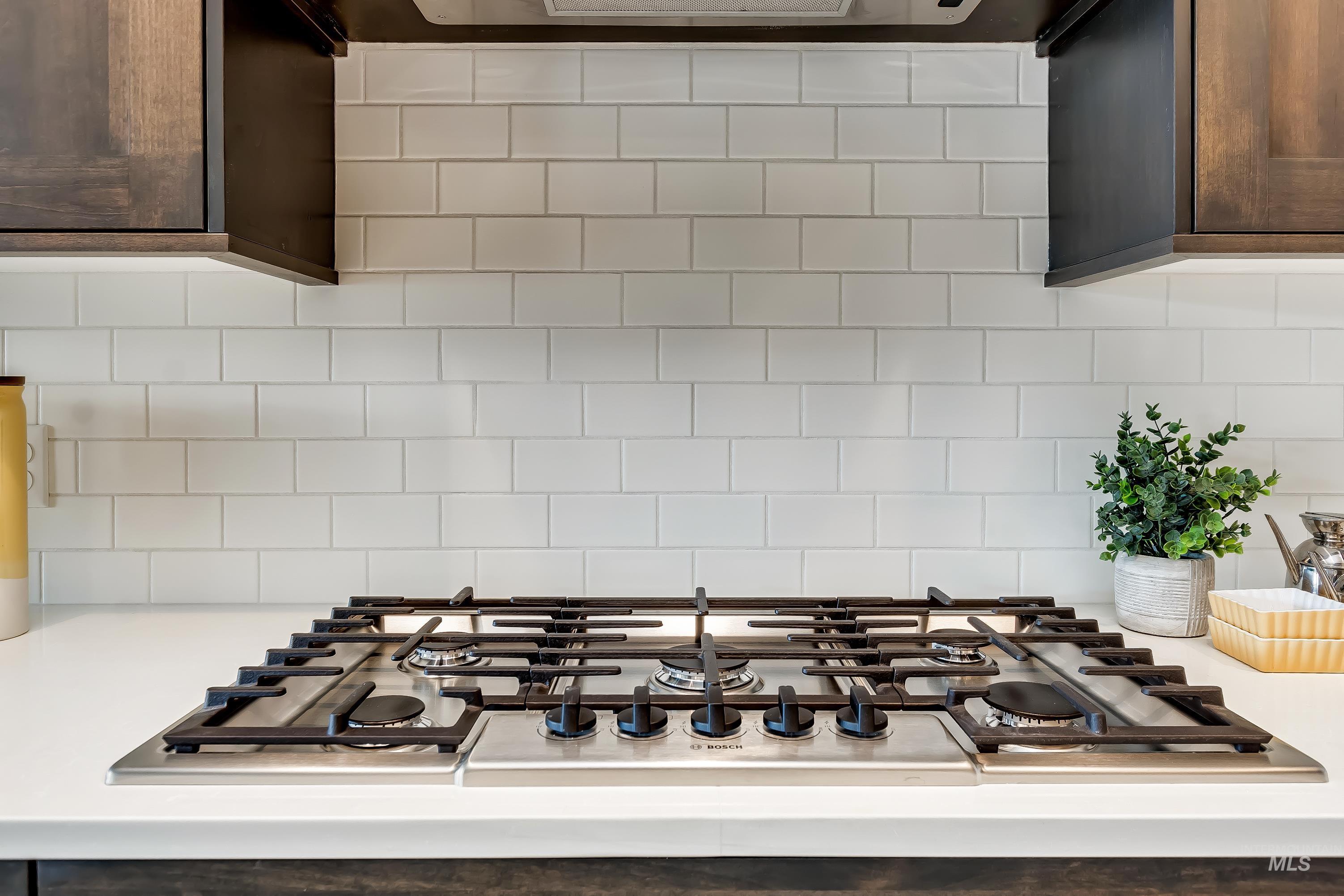 98979286 Property Photo 13