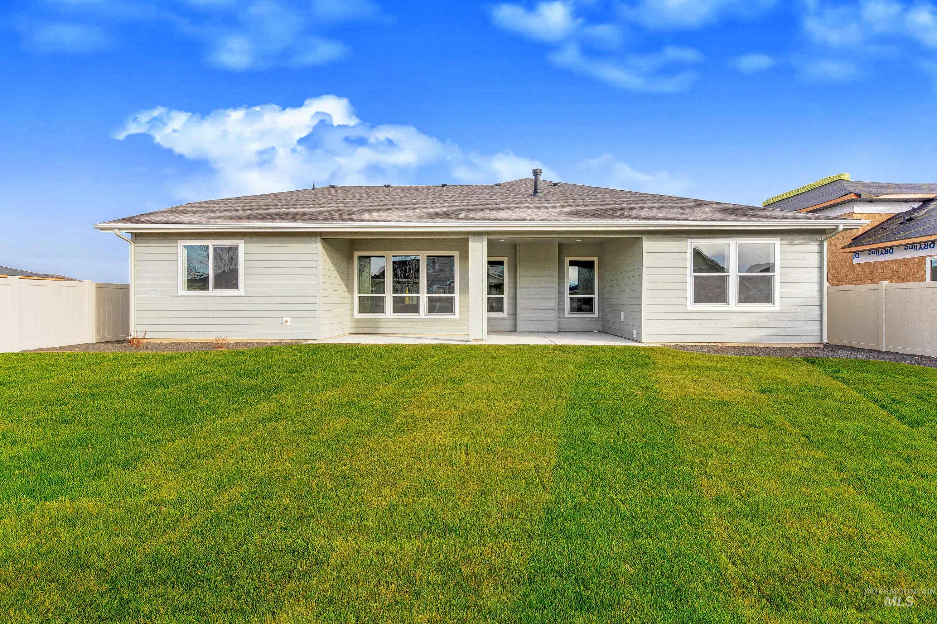 98979286 Property Photo 33