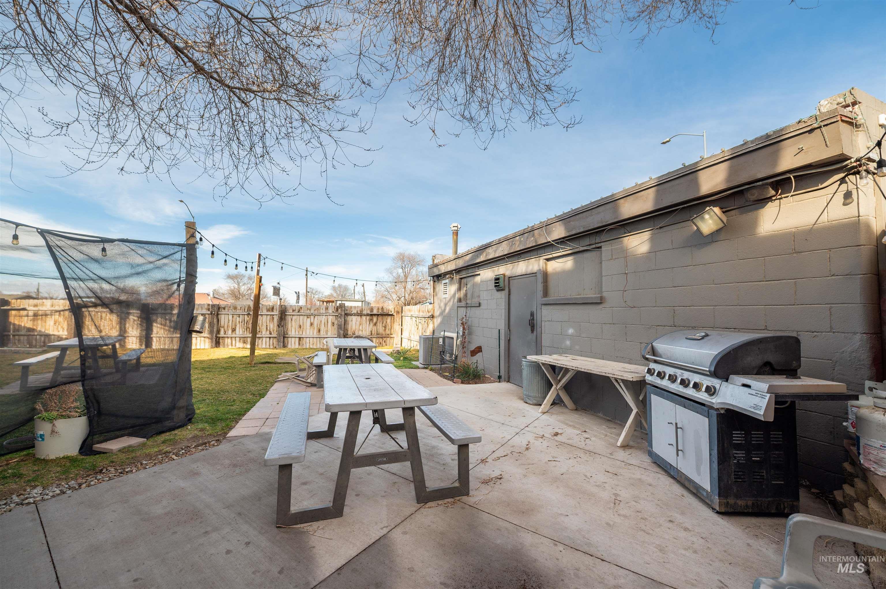 157 Washington St N Property Photo 6