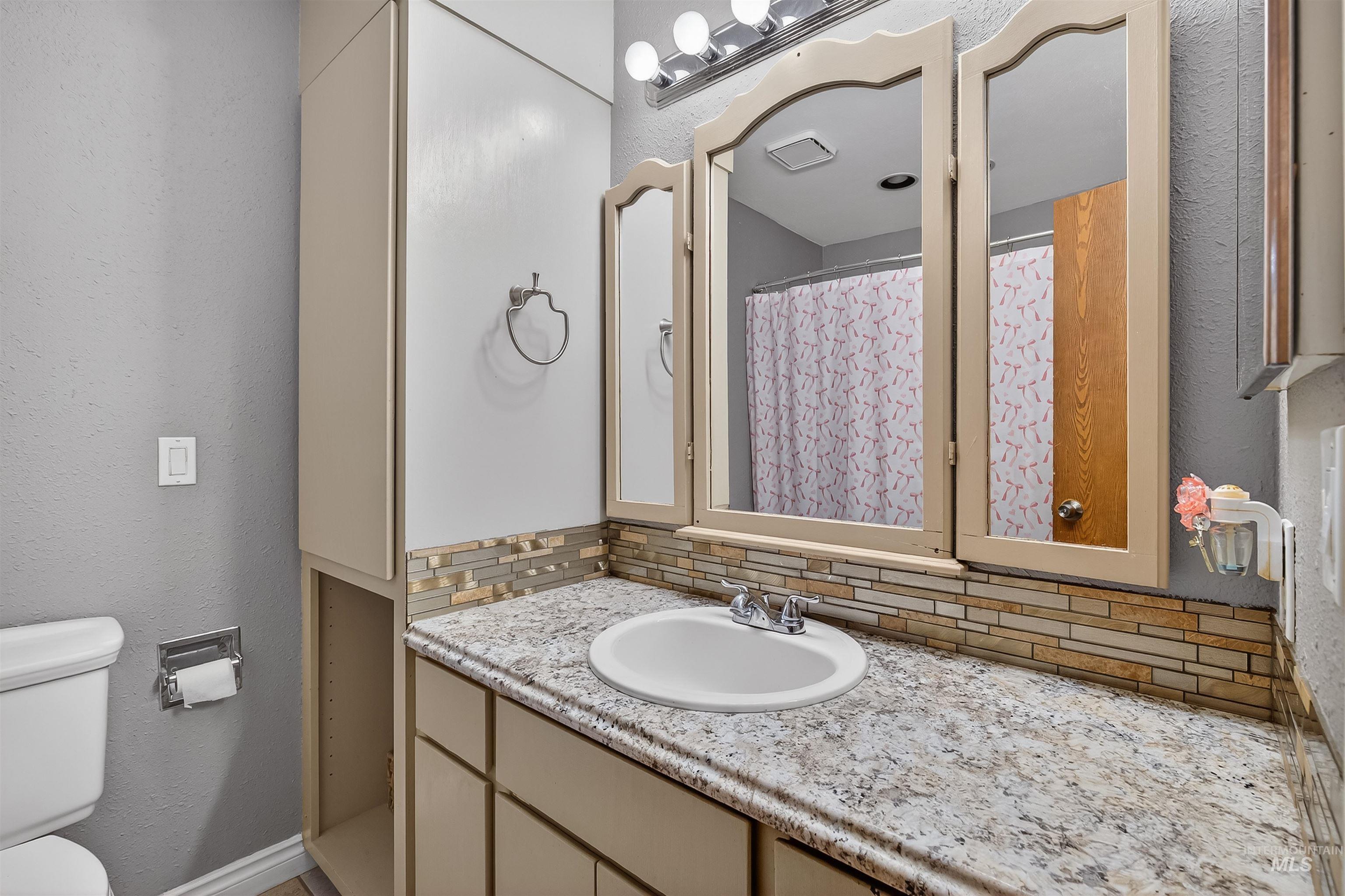 3725 11th Street Property Photo 12