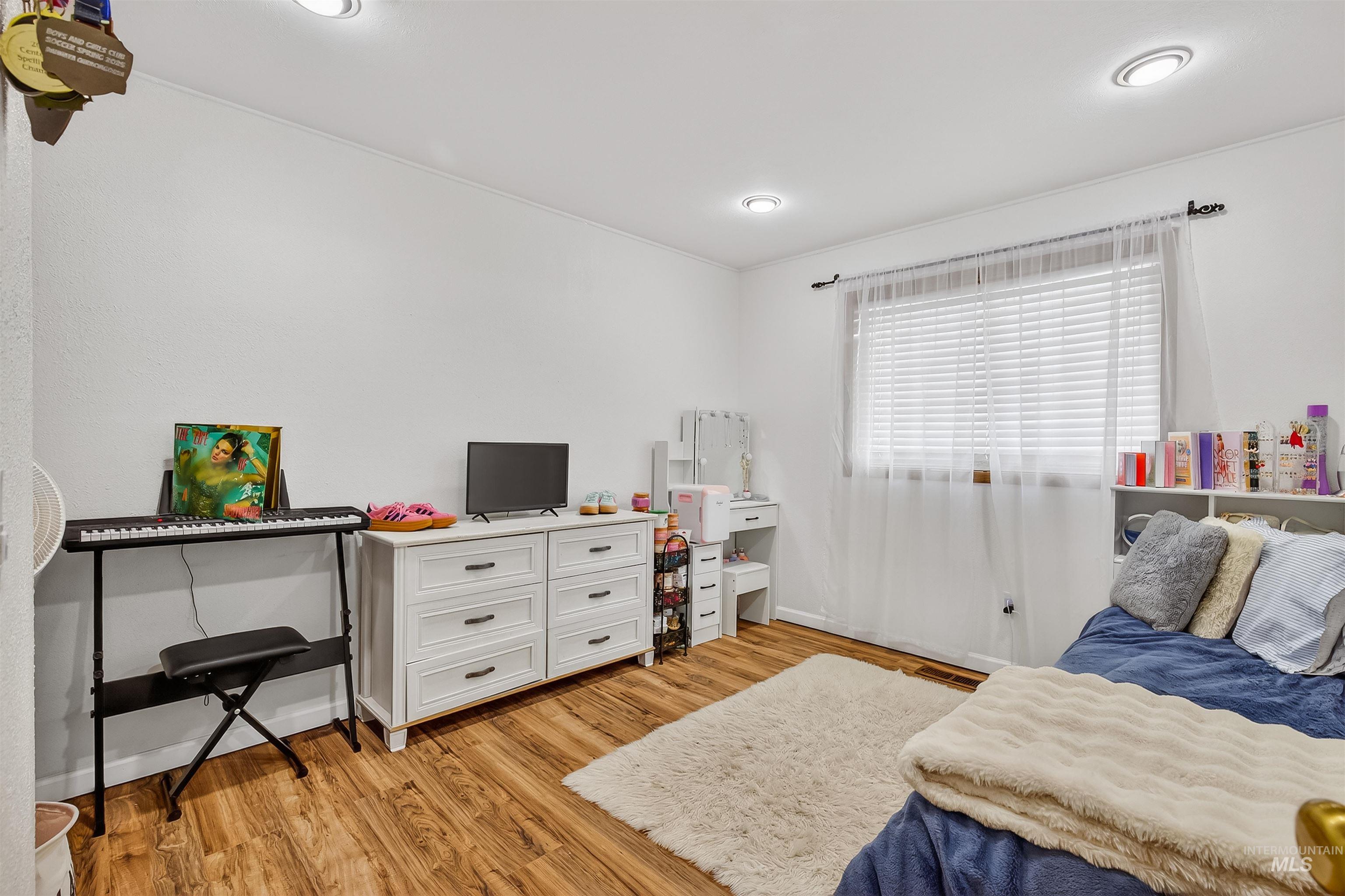3725 11th Street Property Photo 15