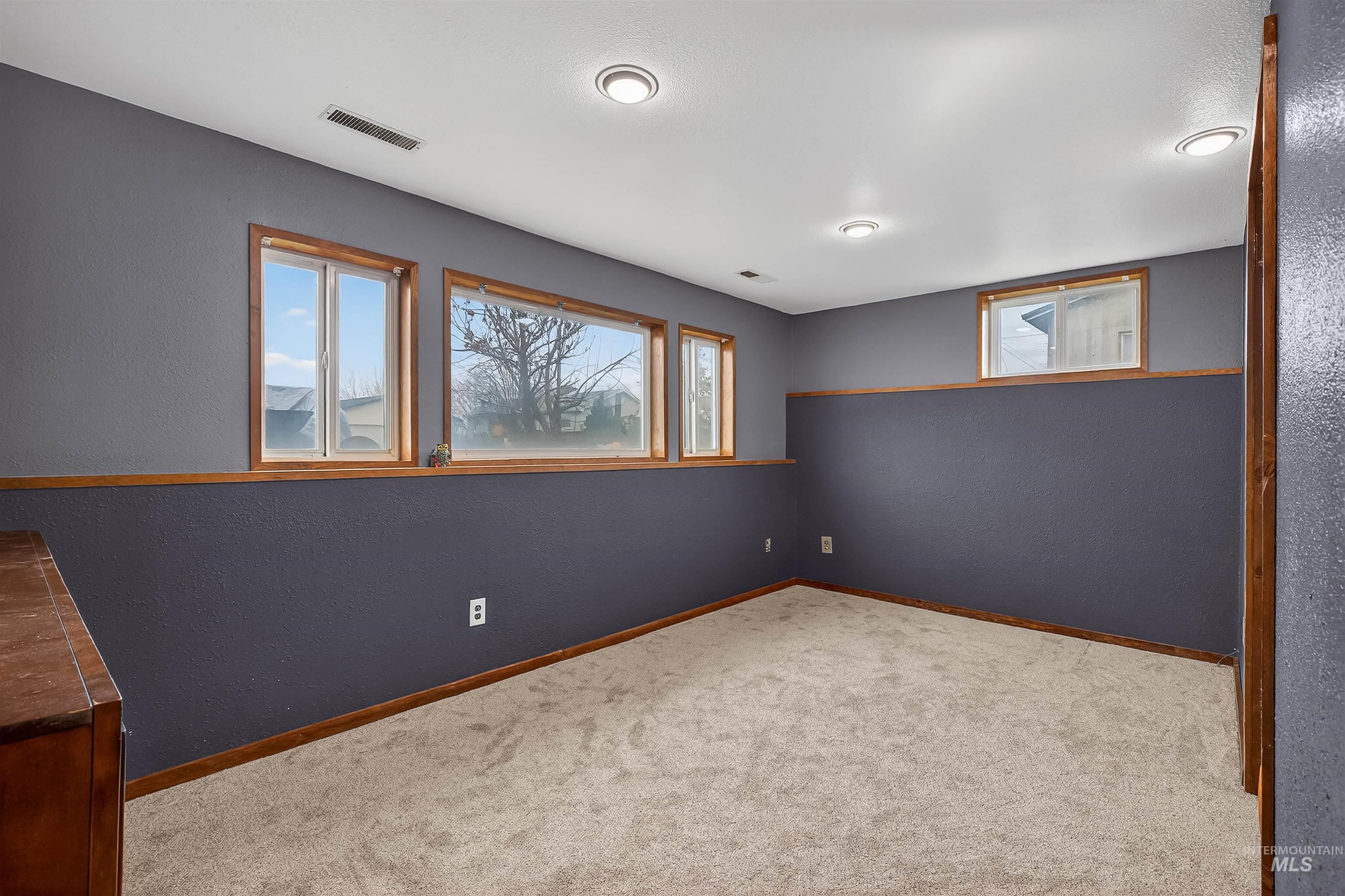 3725 11th Street Property Photo 27
