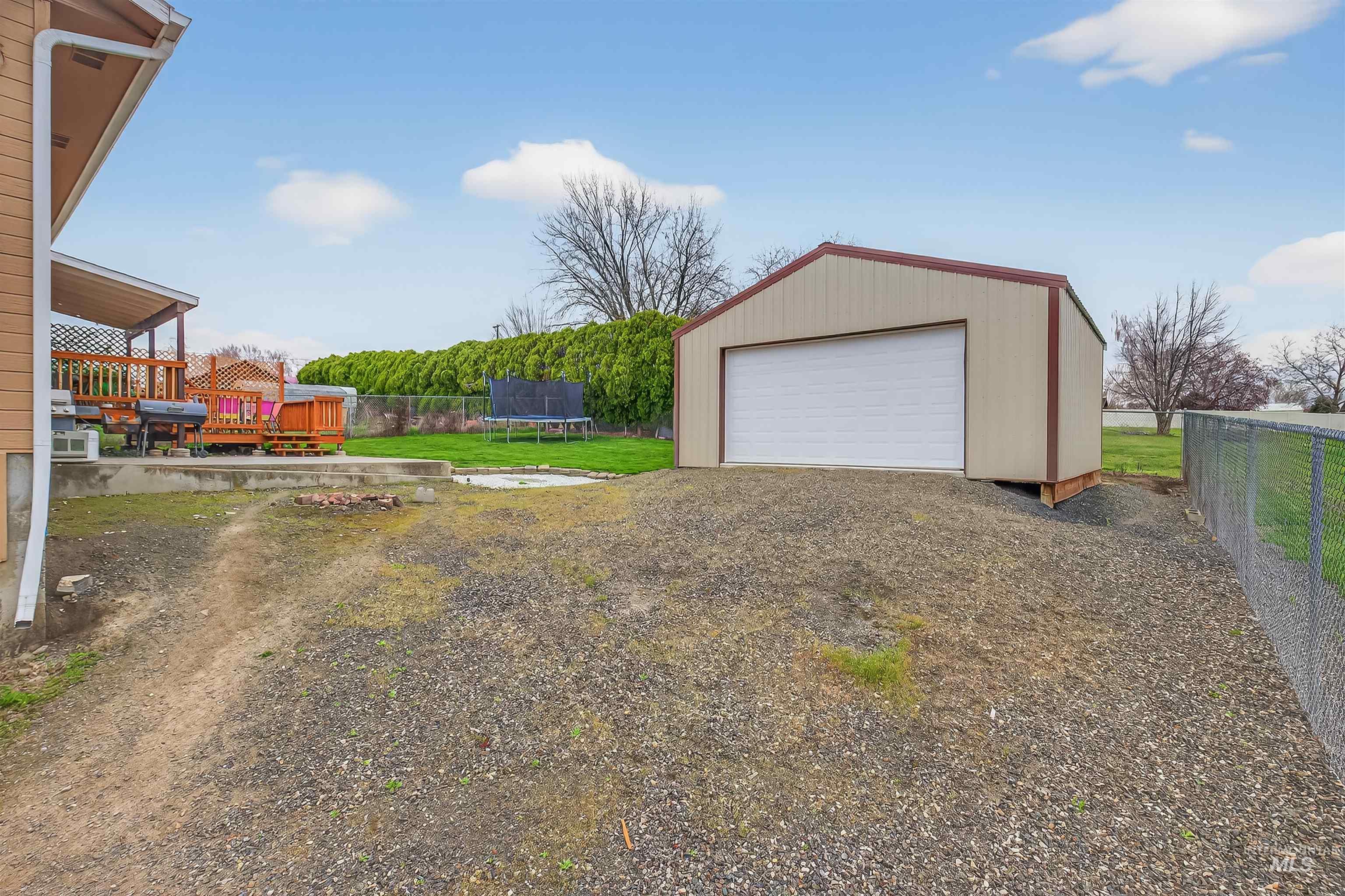 3725 11th Street Property Photo 32