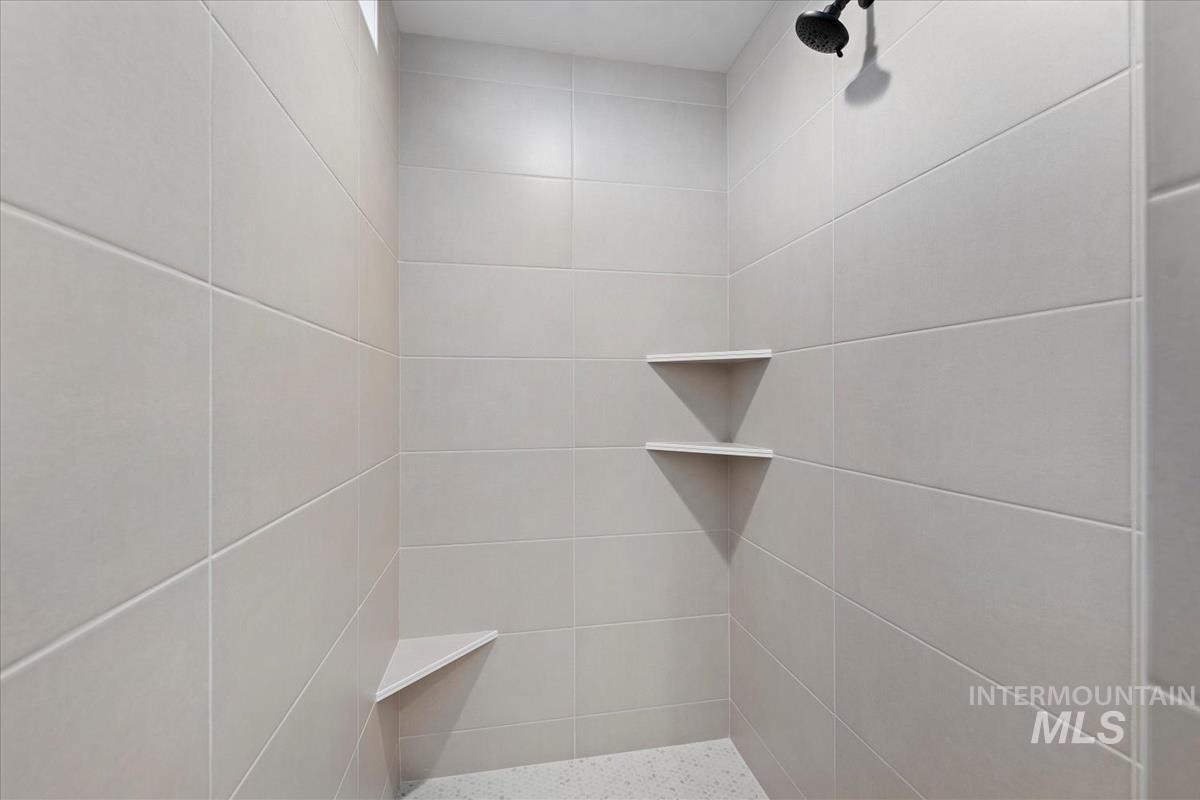 7345 Powell Pl Property Photo 23