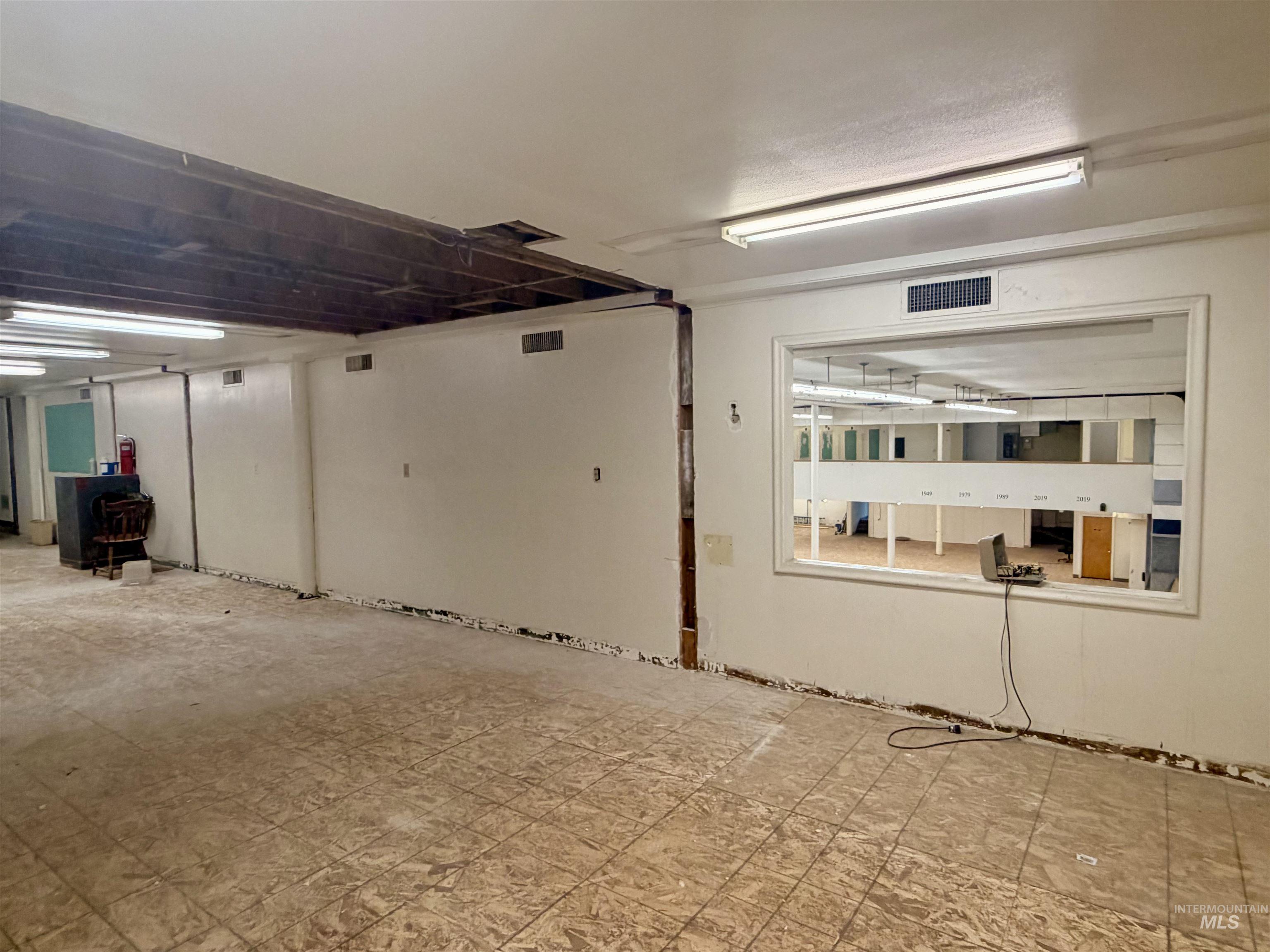 202 Main Avenue South Property Photo 19