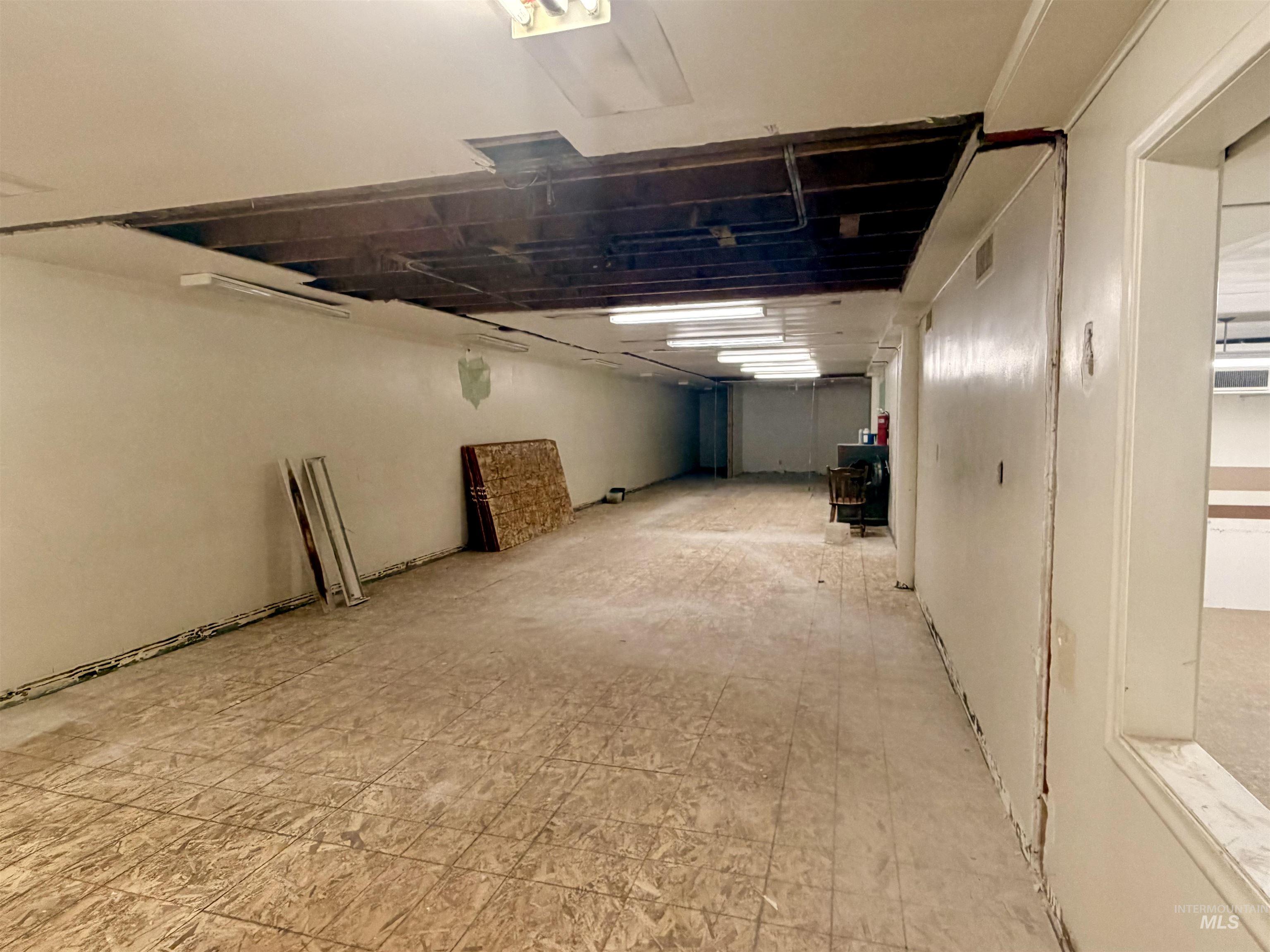 202 Main Avenue South Property Photo 23