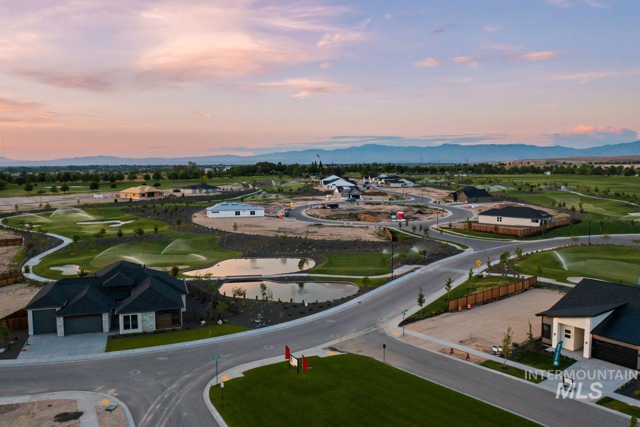 10657 W Lahinch Ln Property Photo 50
