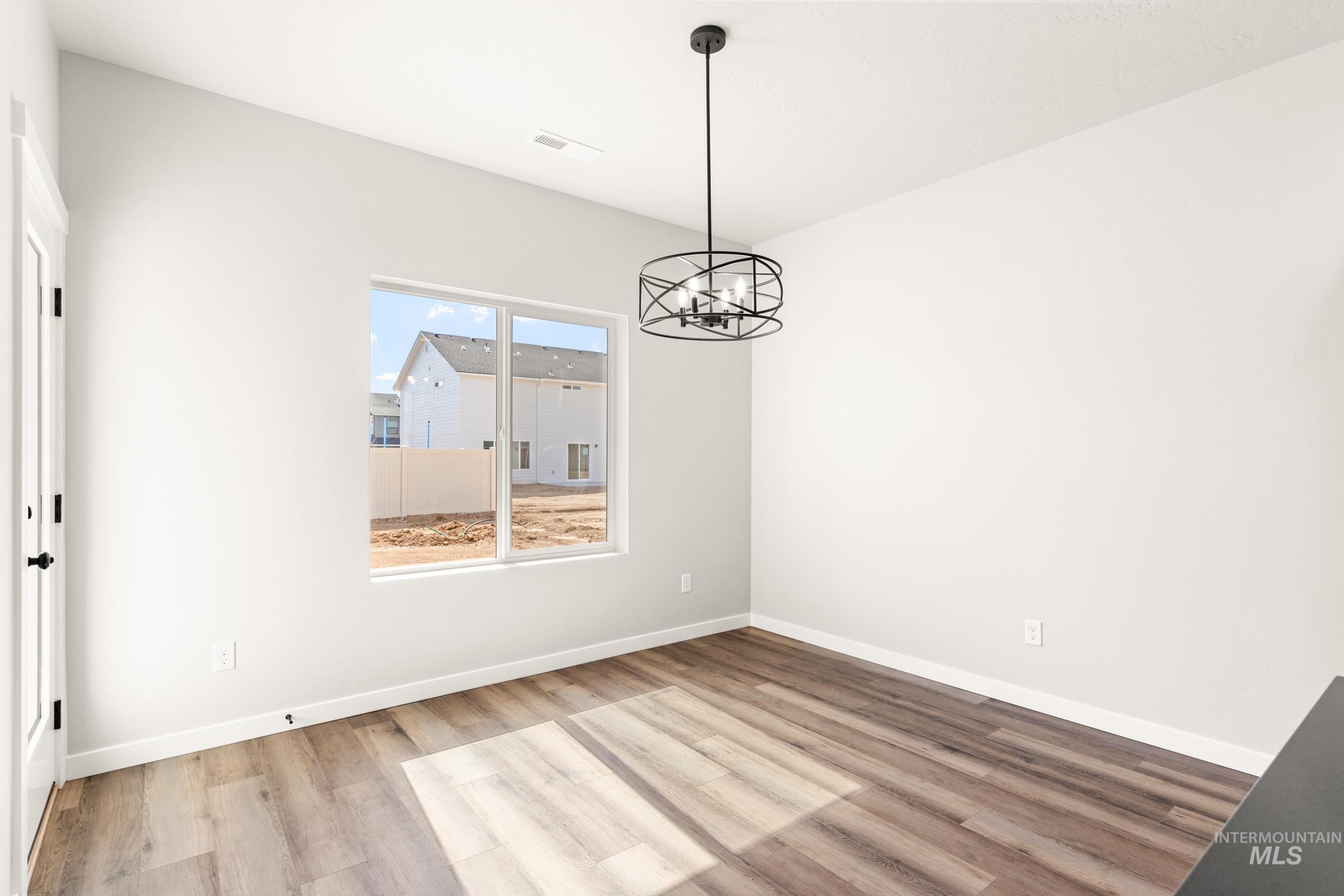 8238 E Cool River Lp Property Photo 10
