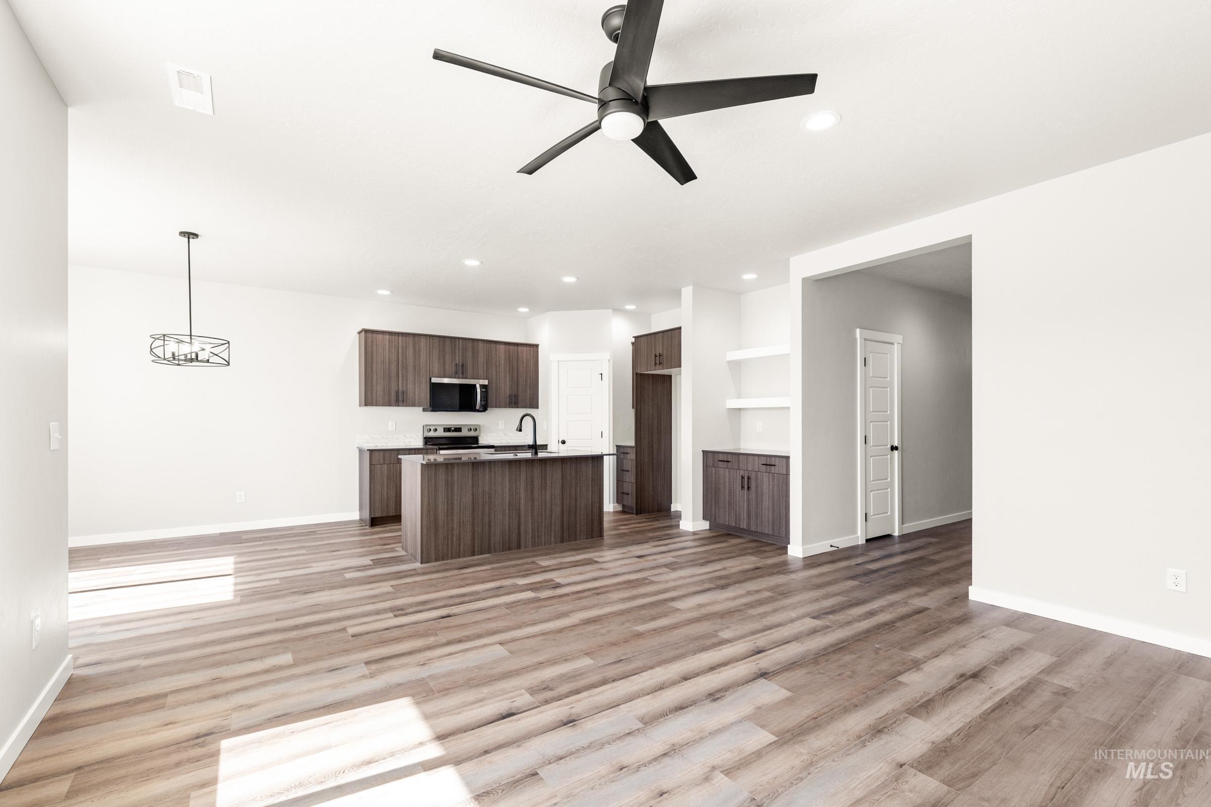 8238 E Cool River Lp Property Photo 12