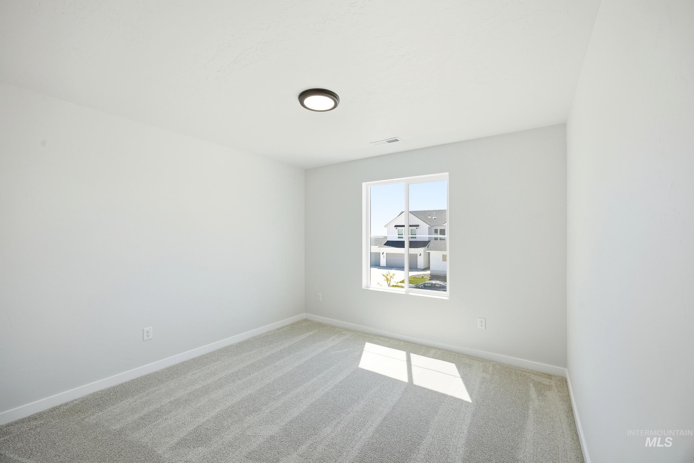 1106 W Cub River Dr Property Photo 19