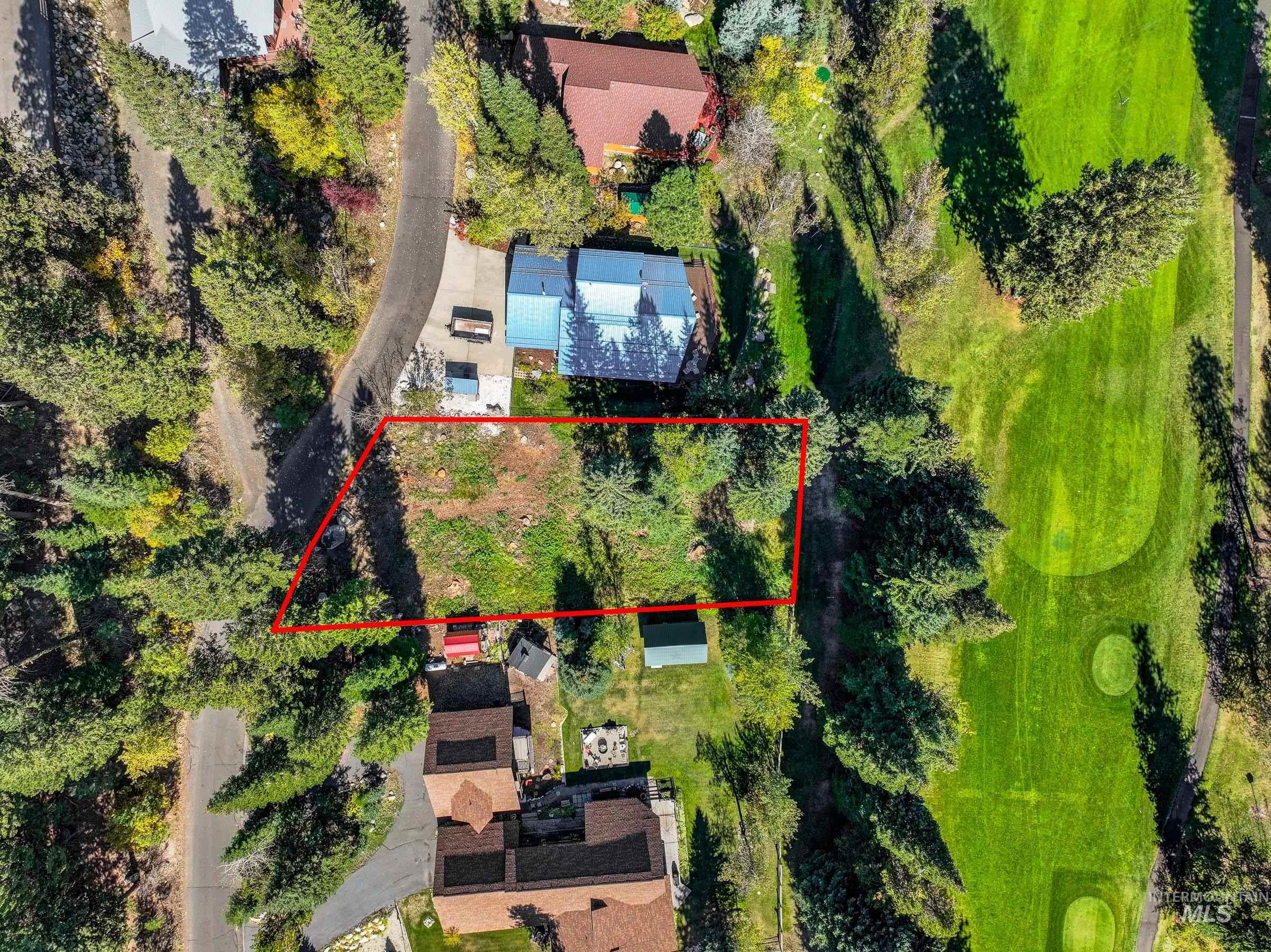 1365 Divot Lane Property Photo 4