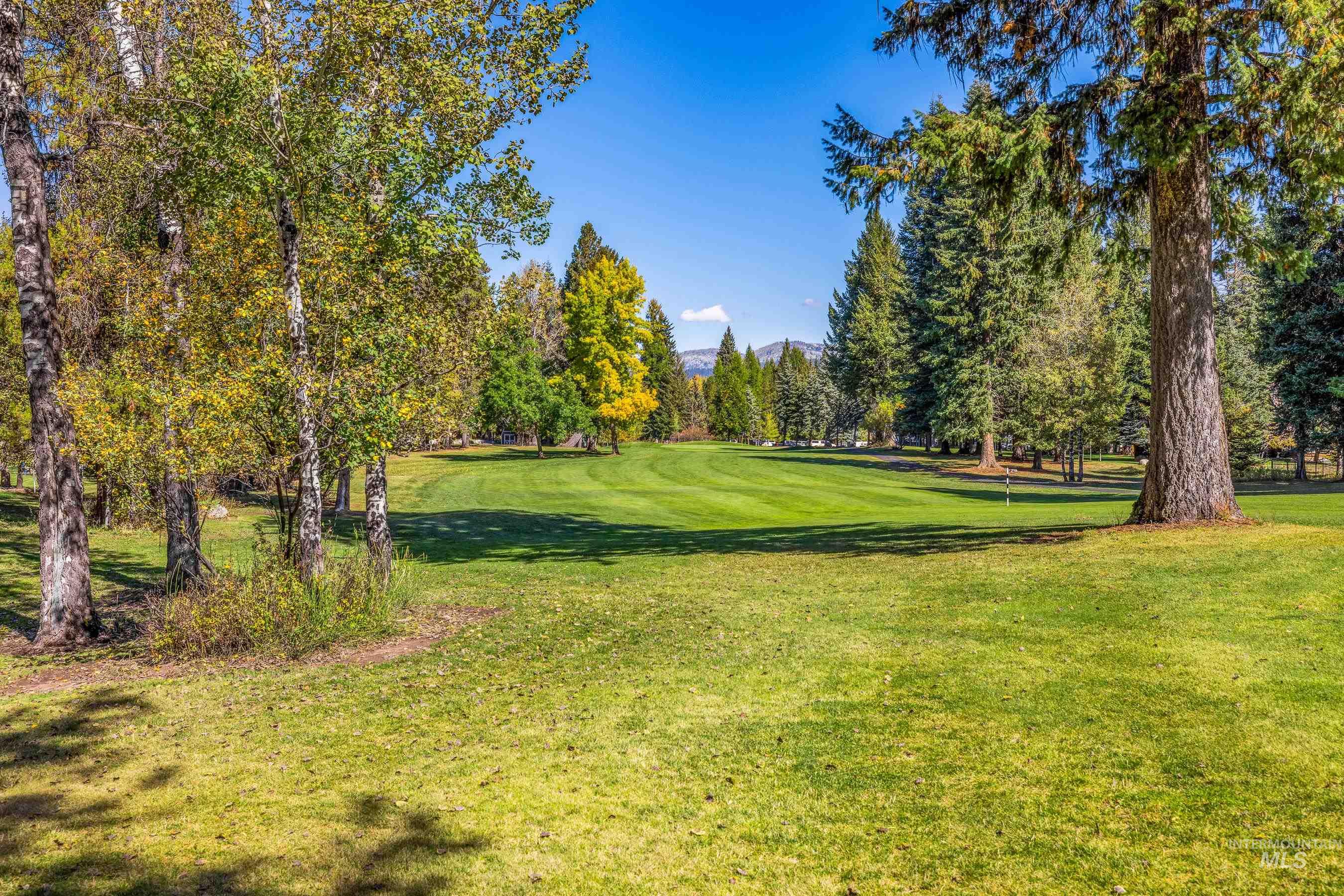 1365 Divot Lane Property Photo 7