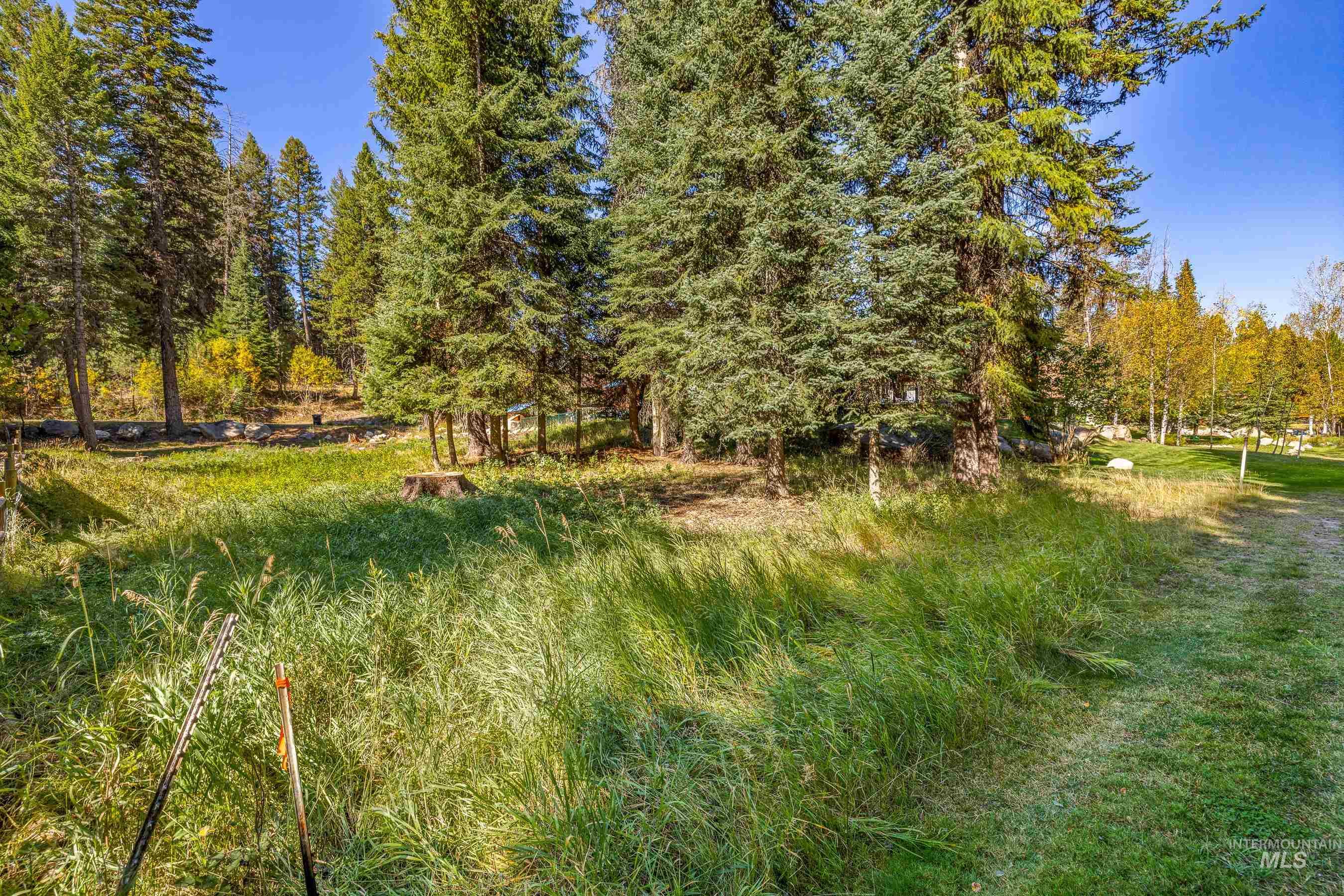 1365 Divot Lane Property Photo 9