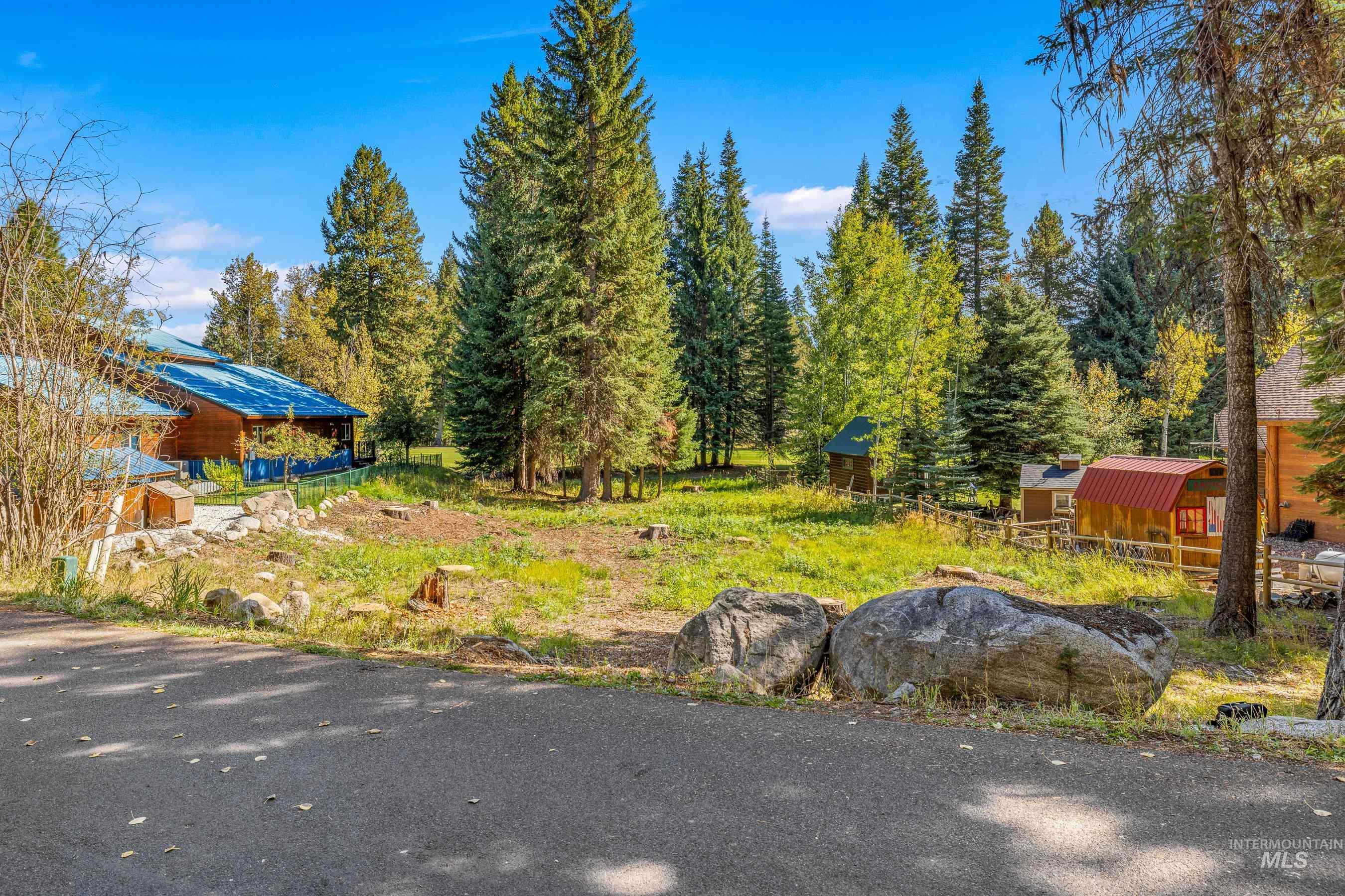 1365 Divot Lane Property Photo 19