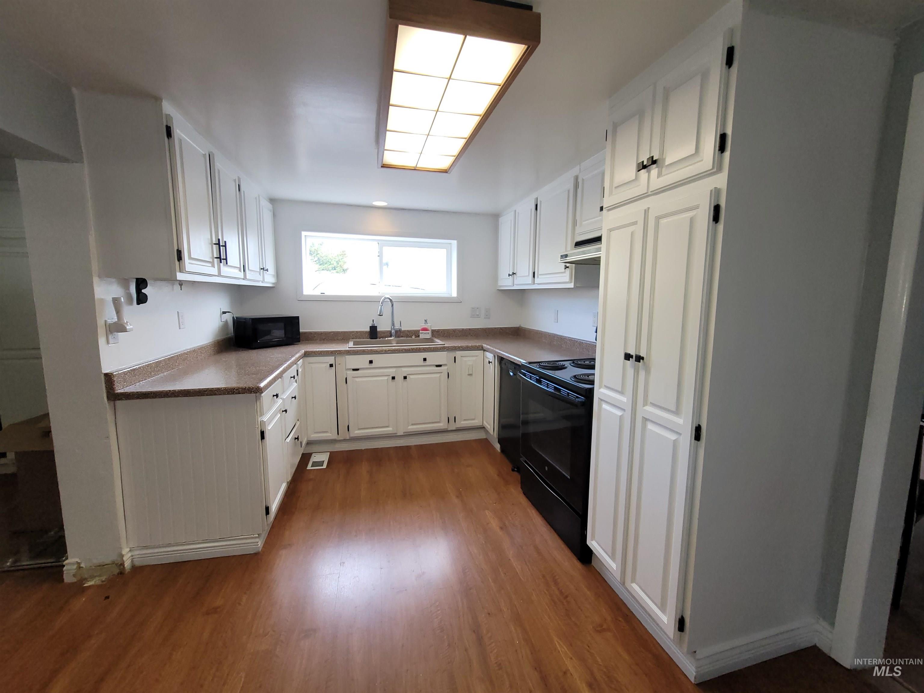 3015 Clemans Rd. Property Photo 15
