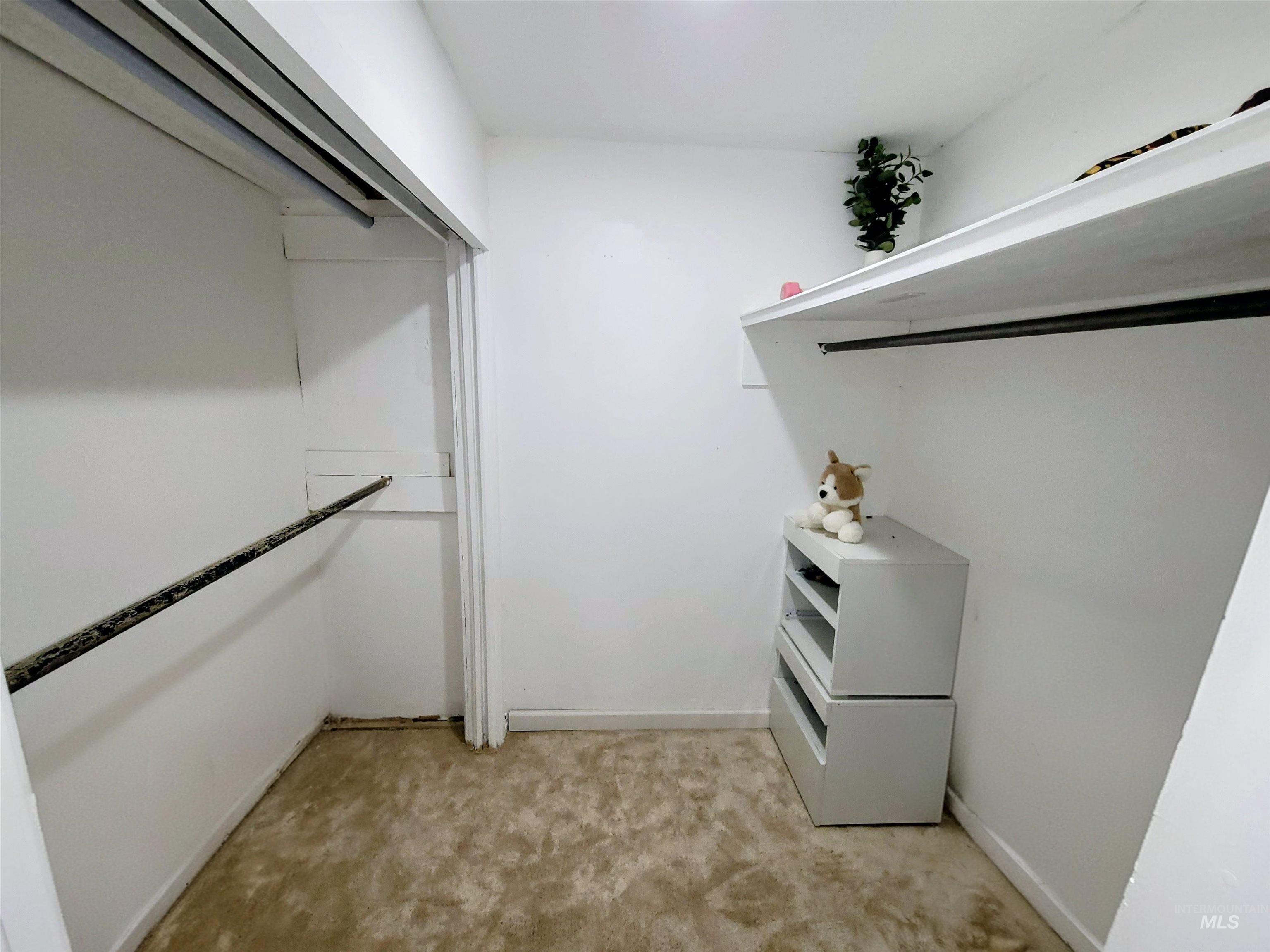 3015 Clemans Rd. Property Photo 25