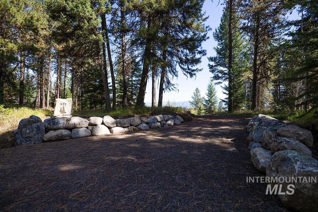 352 Blackhawk Lake Dr Property Photo 1