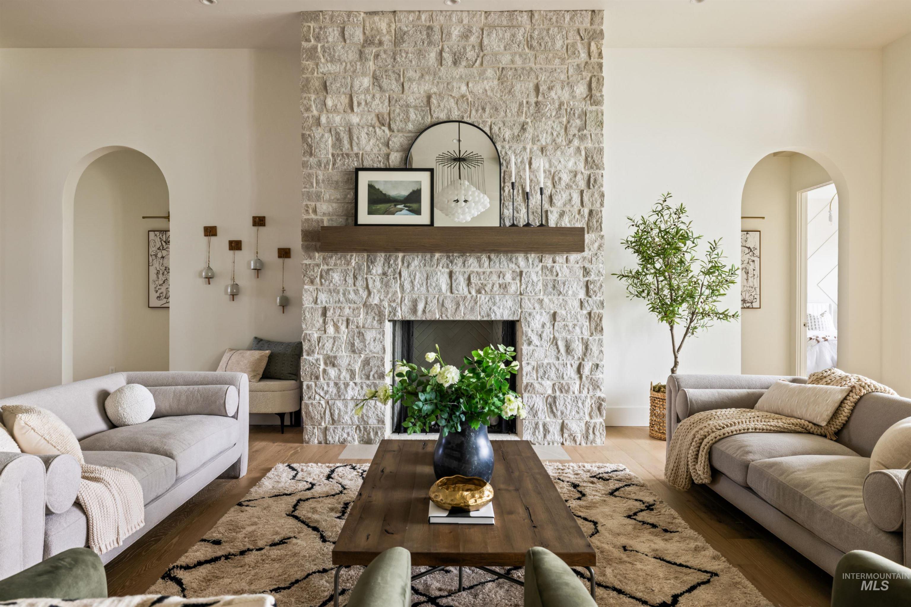 20185 N Swire Green Way Property Photo 5