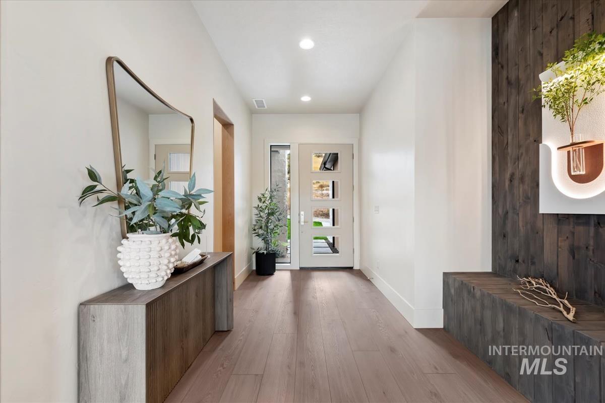 20185 N Swire Green Way Property Photo 6