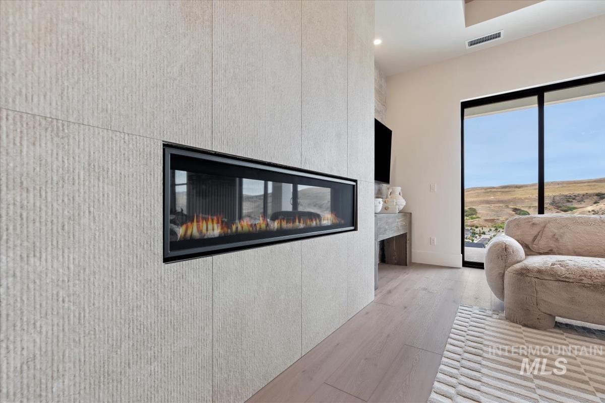 20185 N Swire Green Way Property Photo 10