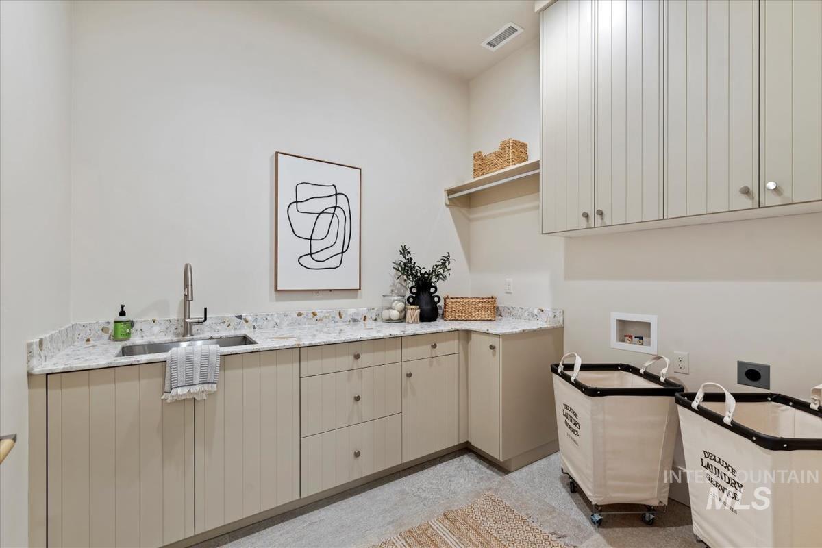 20185 N Swire Green Way Property Photo 21