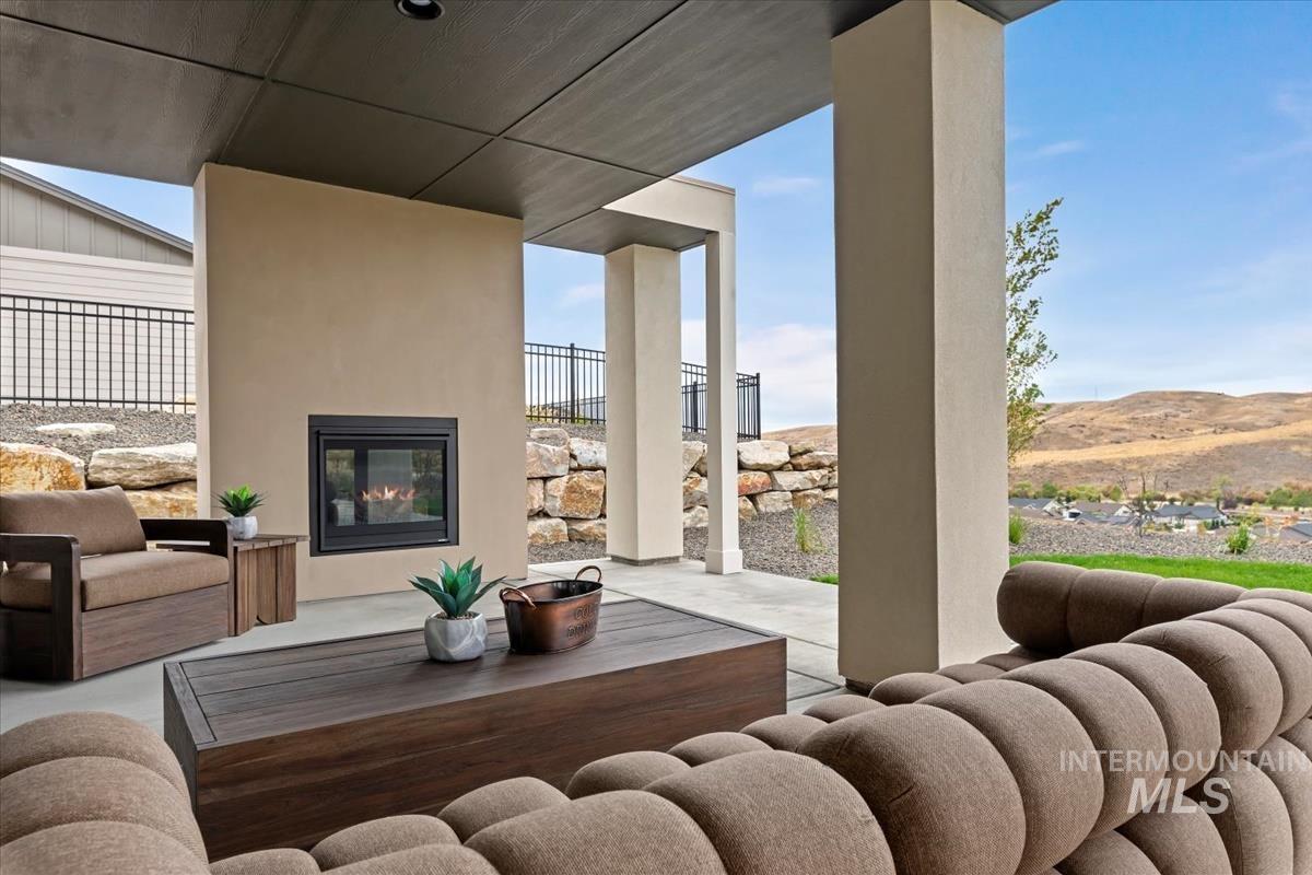 20185 N Swire Green Way Property Photo 45