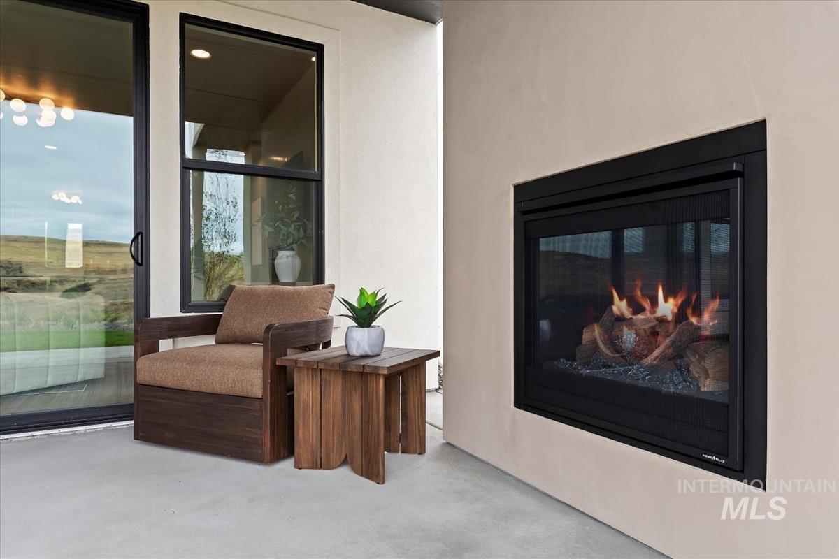 20185 N Swire Green Way Property Photo 48