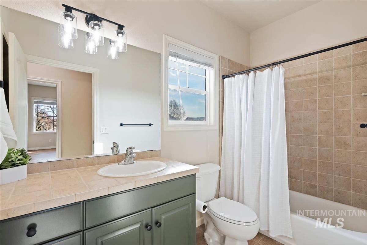 191 S Spring Lake Way Property Photo 25