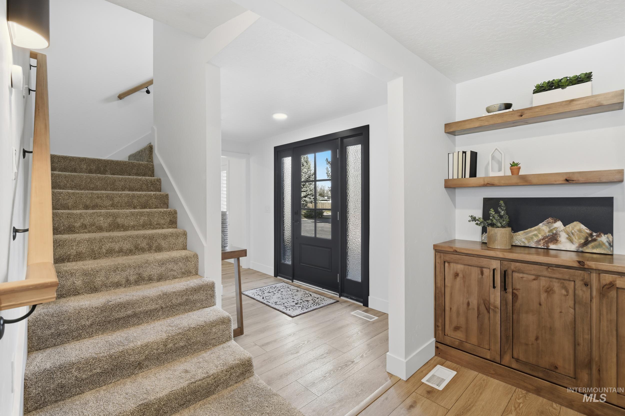 10325 W Roan Meadows Dr Property Photo 6