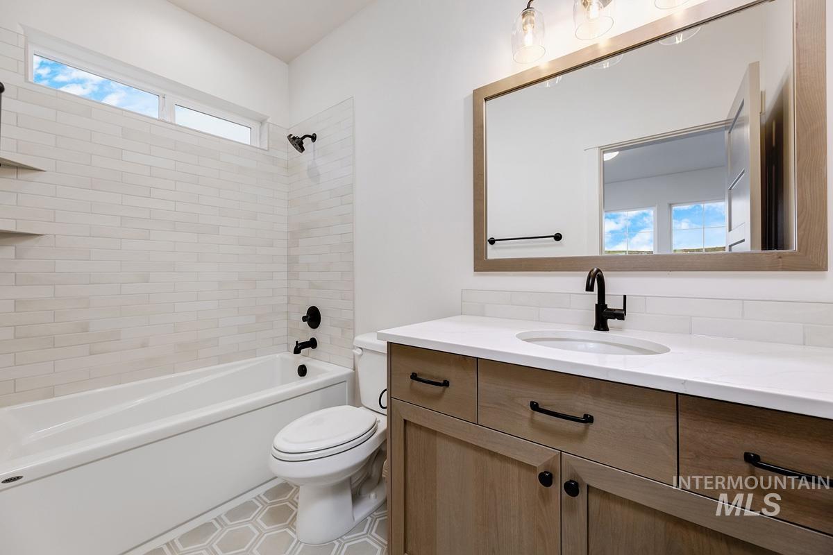 2901 E Mardia St Property Photo 17