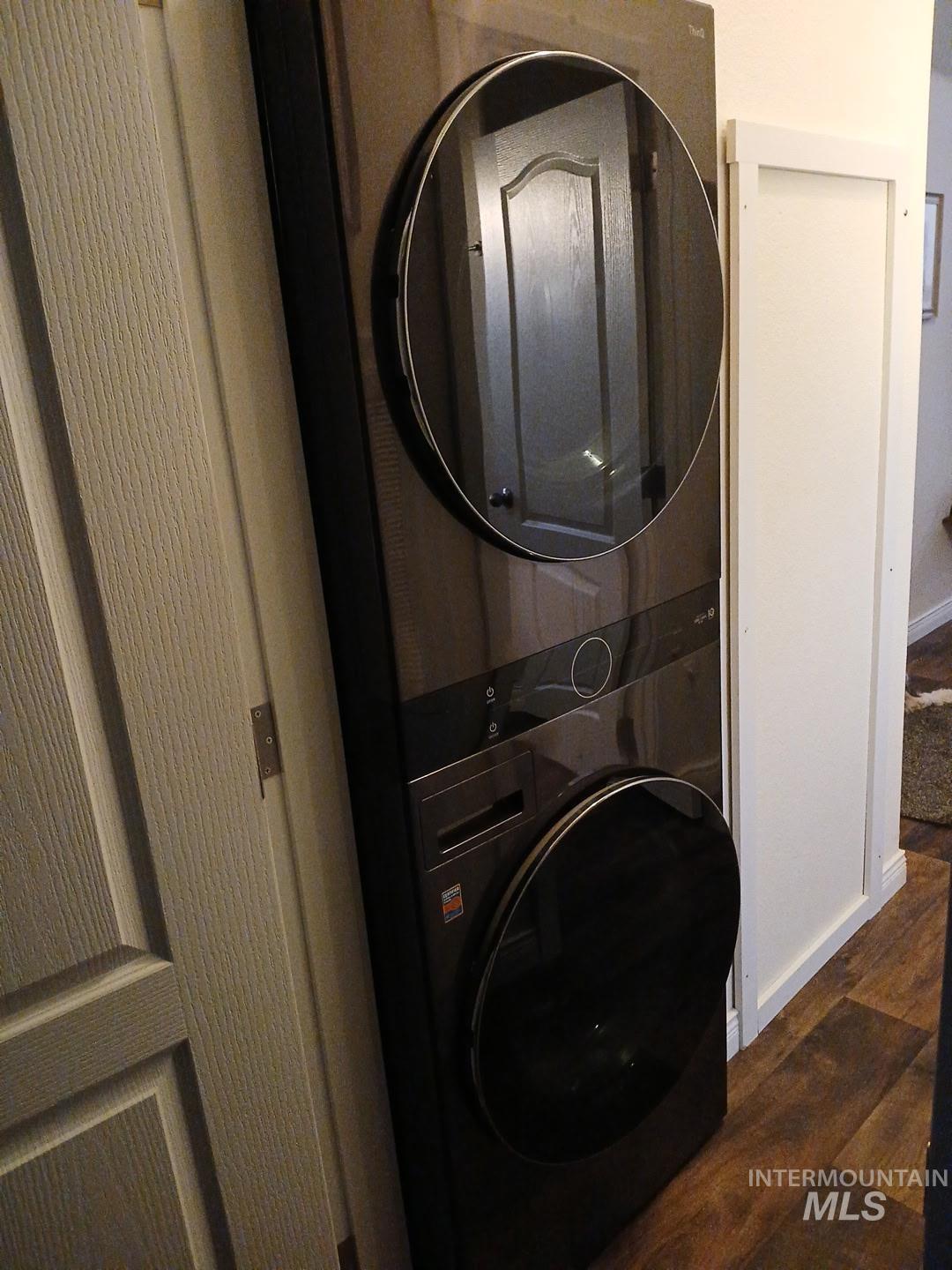419 Fruitland Property Photo 8