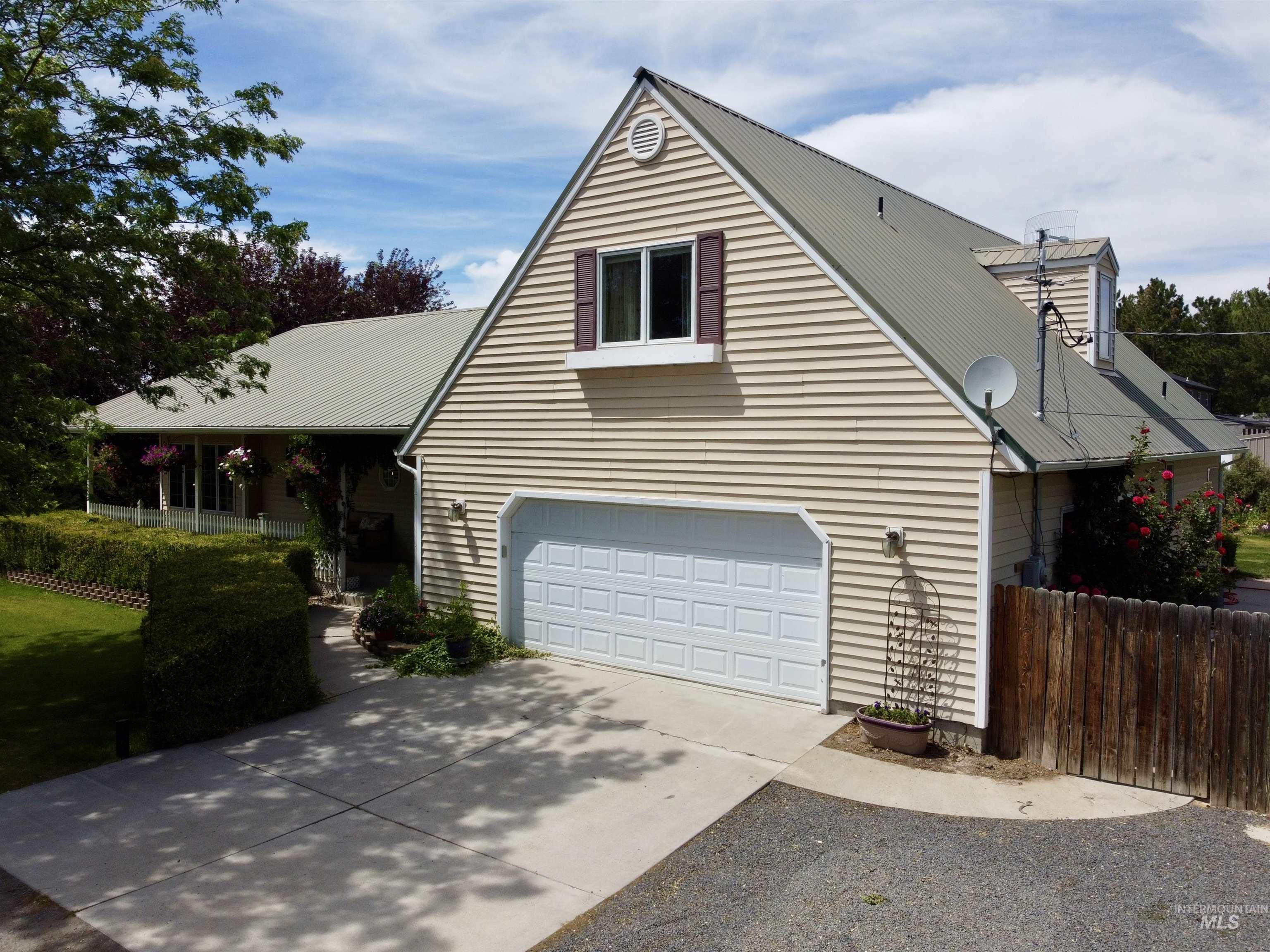 2 E 500 S Property Photo 3