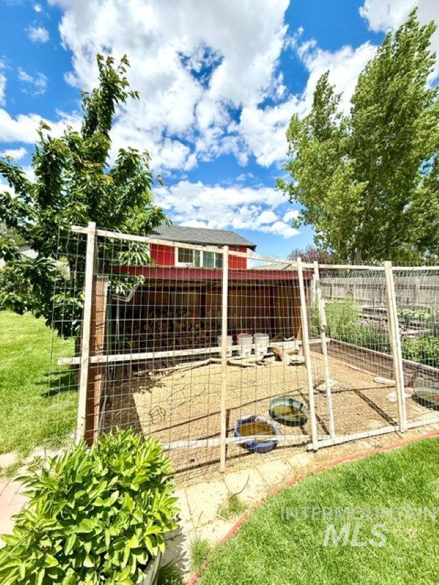 2 E 500 S Property Photo 30