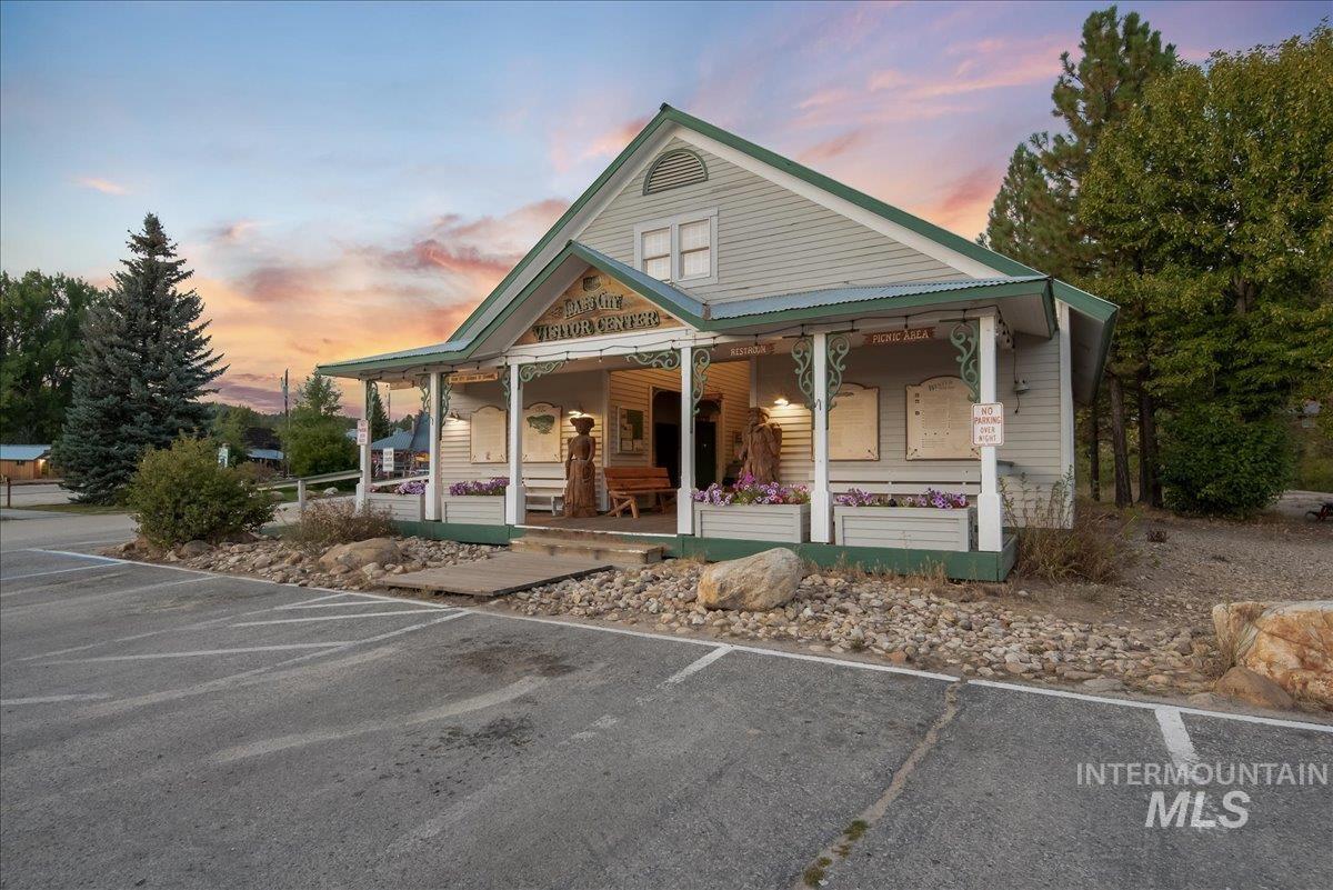 206 Lainey Ln. Property Photo 12
