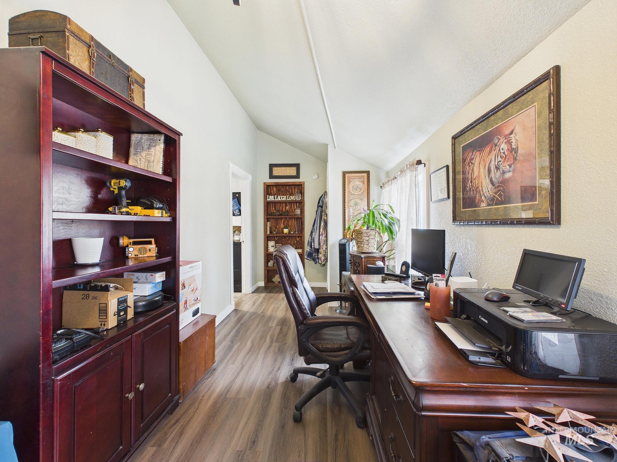 2133 Hollywood Blvd Property Photo 8