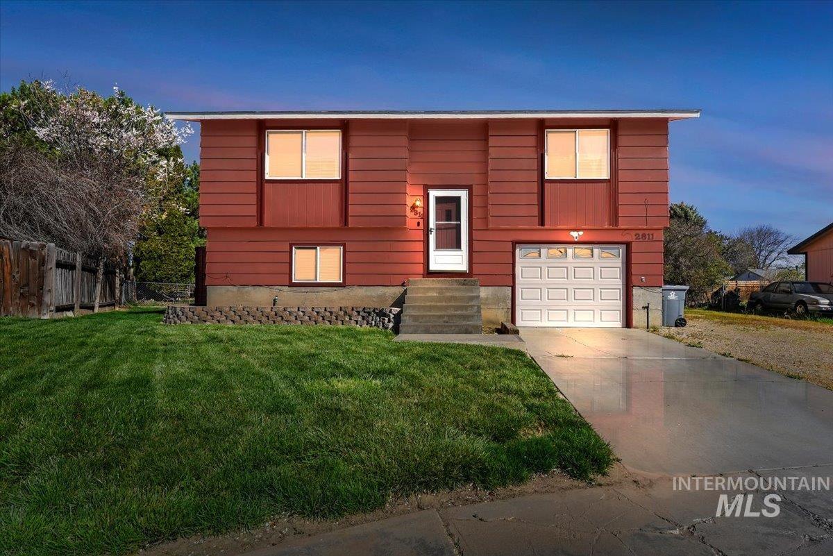2811 Apollo Place Property Photo 1
