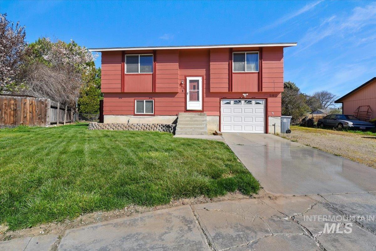 2811 Apollo Place Property Photo 2
